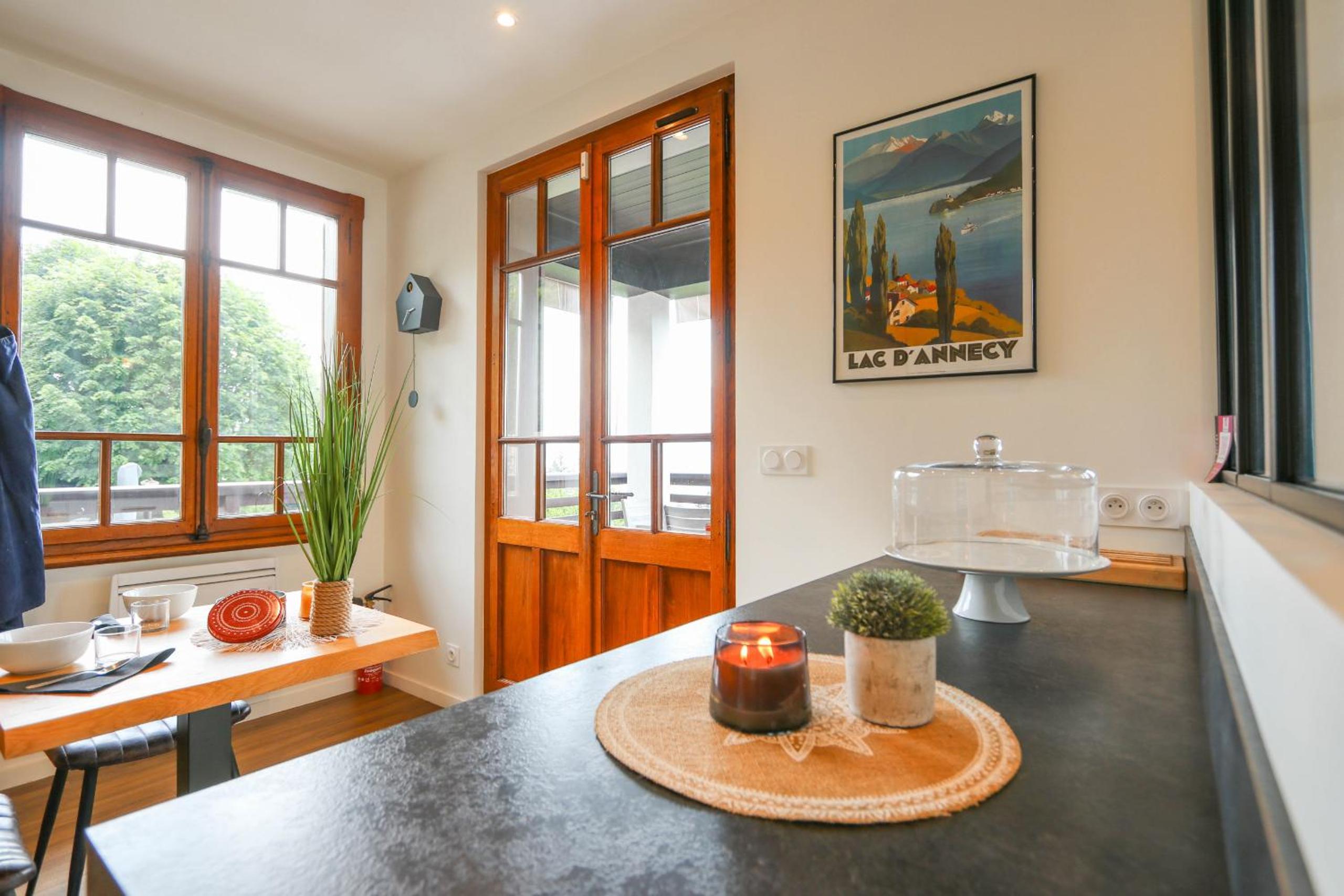 VEYRIER DU LAC - Les Grillons, outstanding lake view by LocationlacAnnecy, LLA Selections photo 4