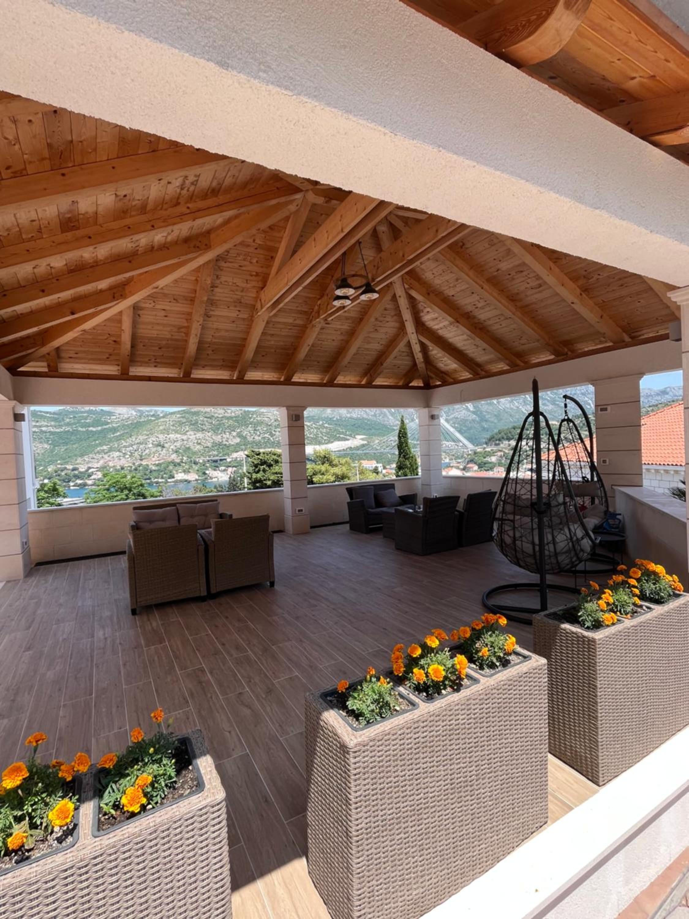 Luxury Apartments
