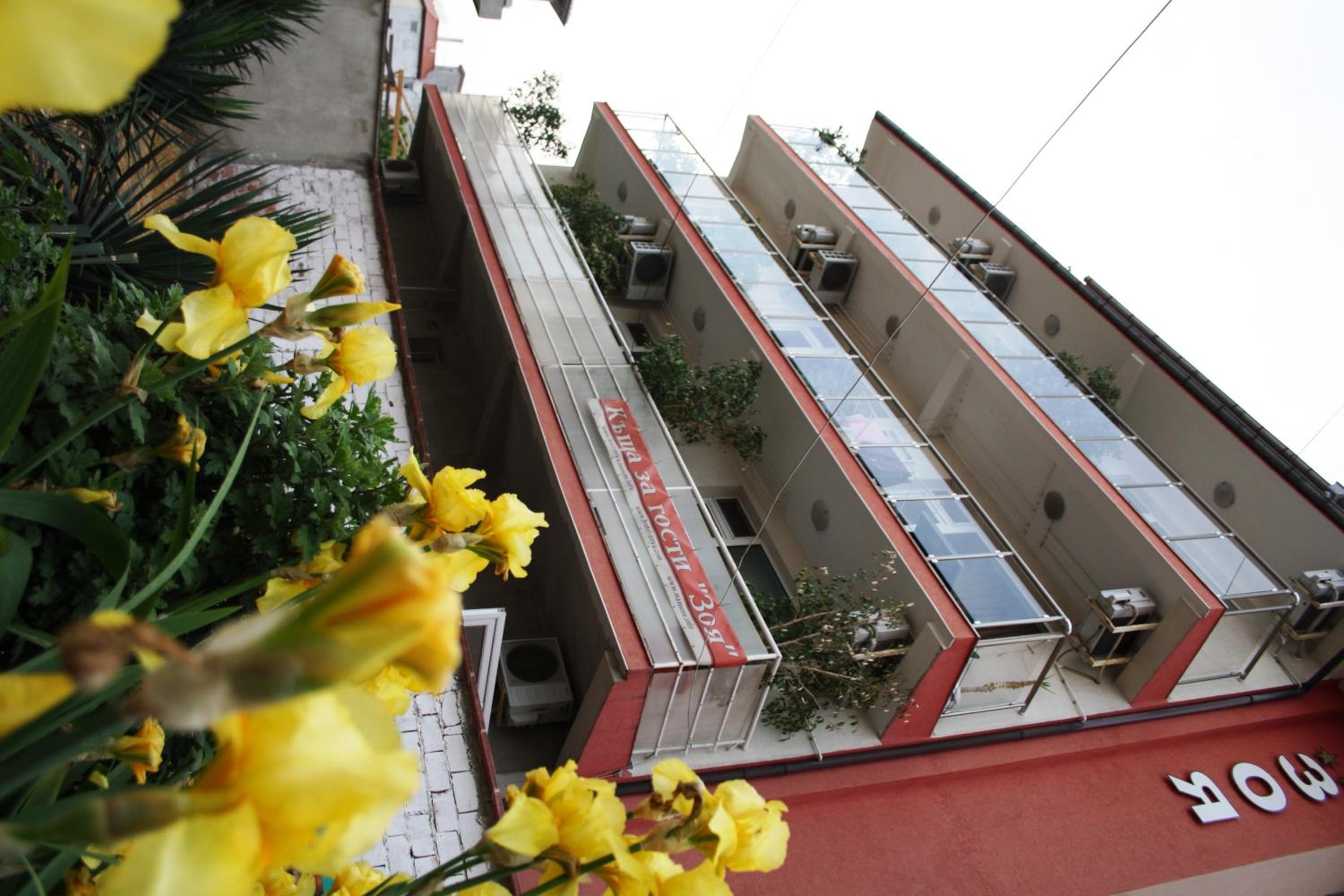 Zoya Guest House