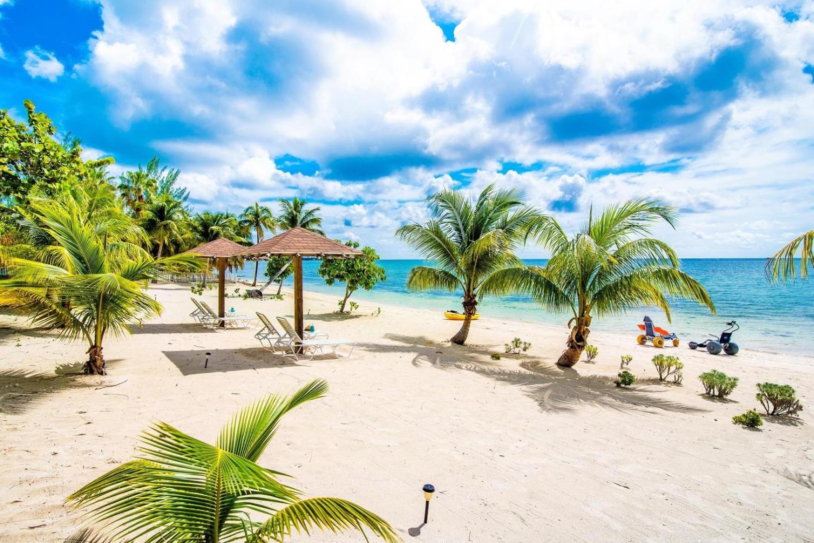 Sea Beauty by Grand Cayman Villas & Condos