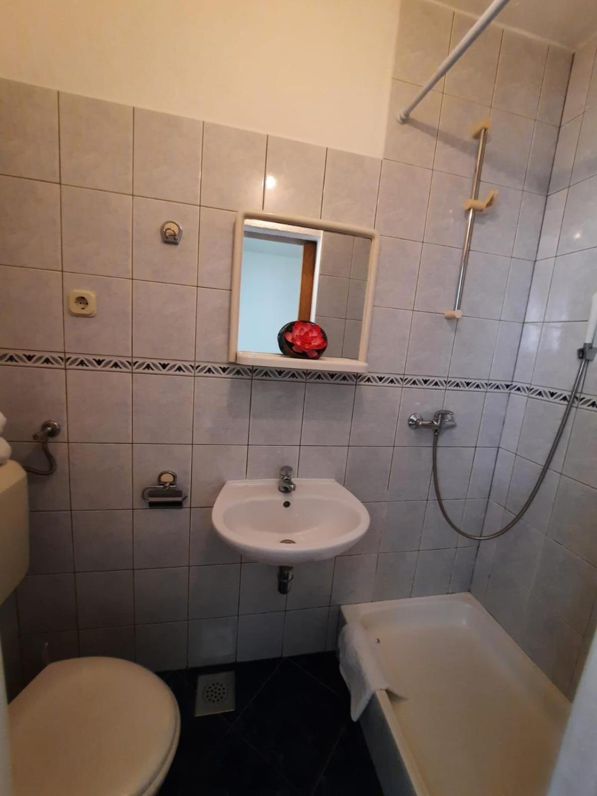 Photo 30