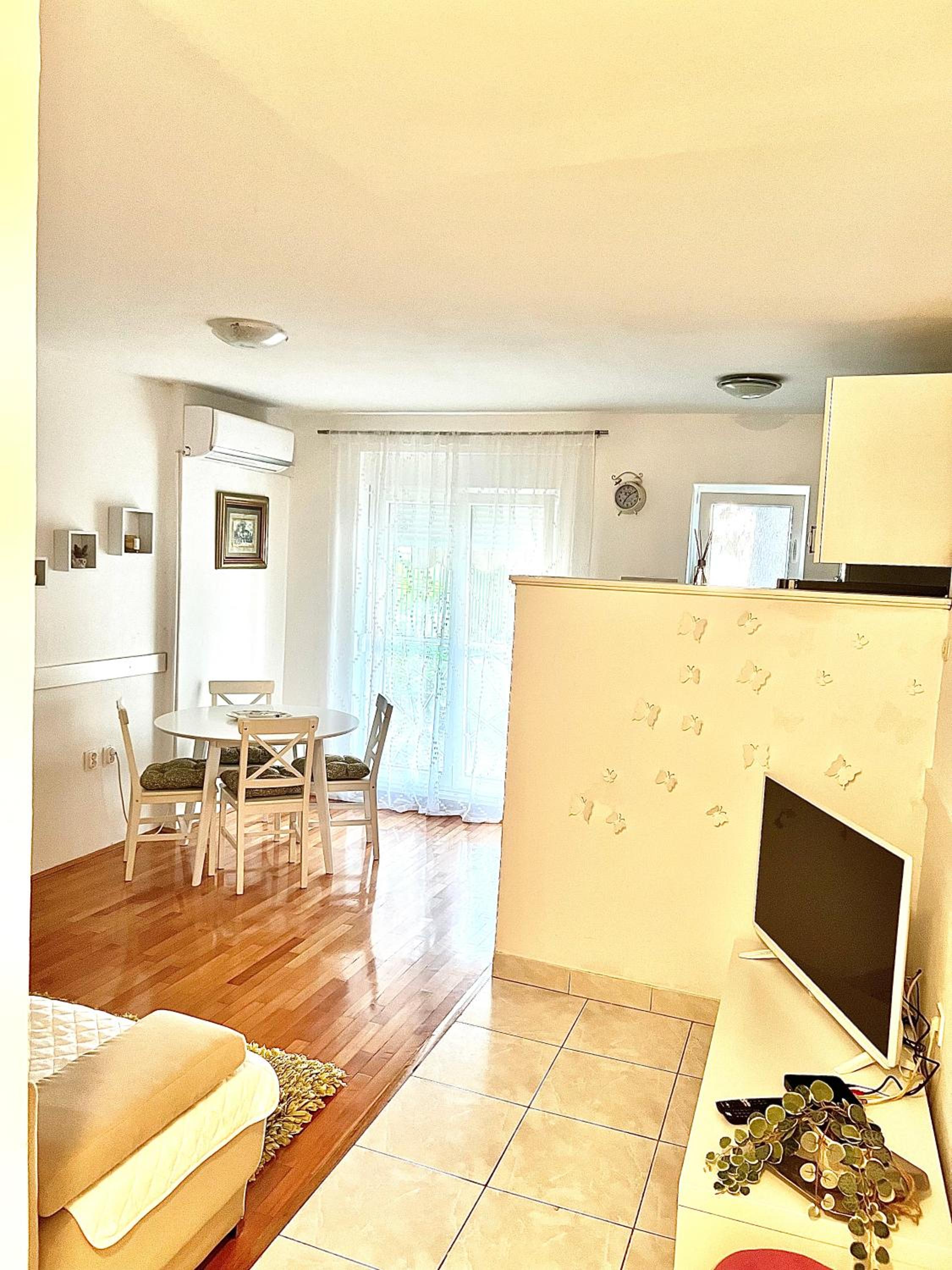 Apartment Split-Dvor view 2