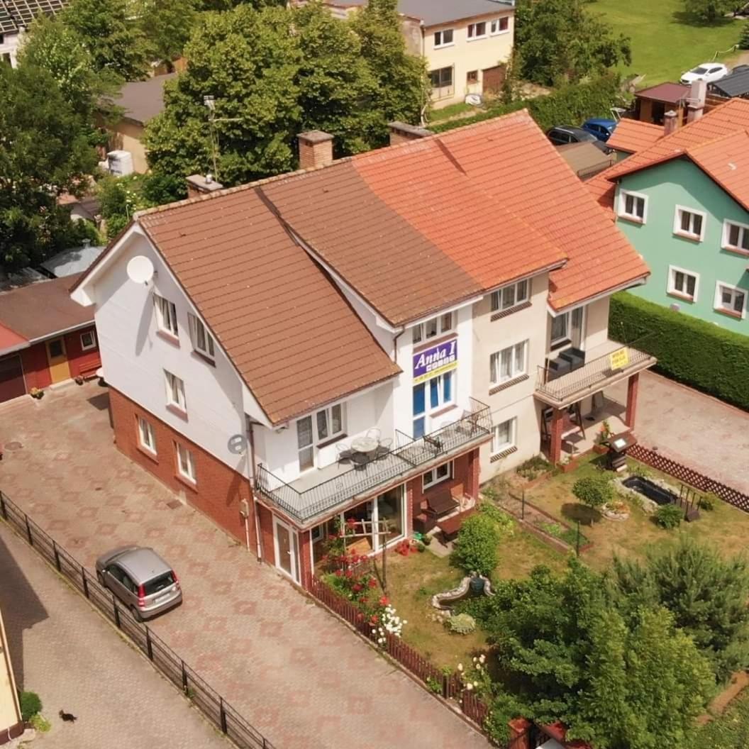 Anna 1 view 3