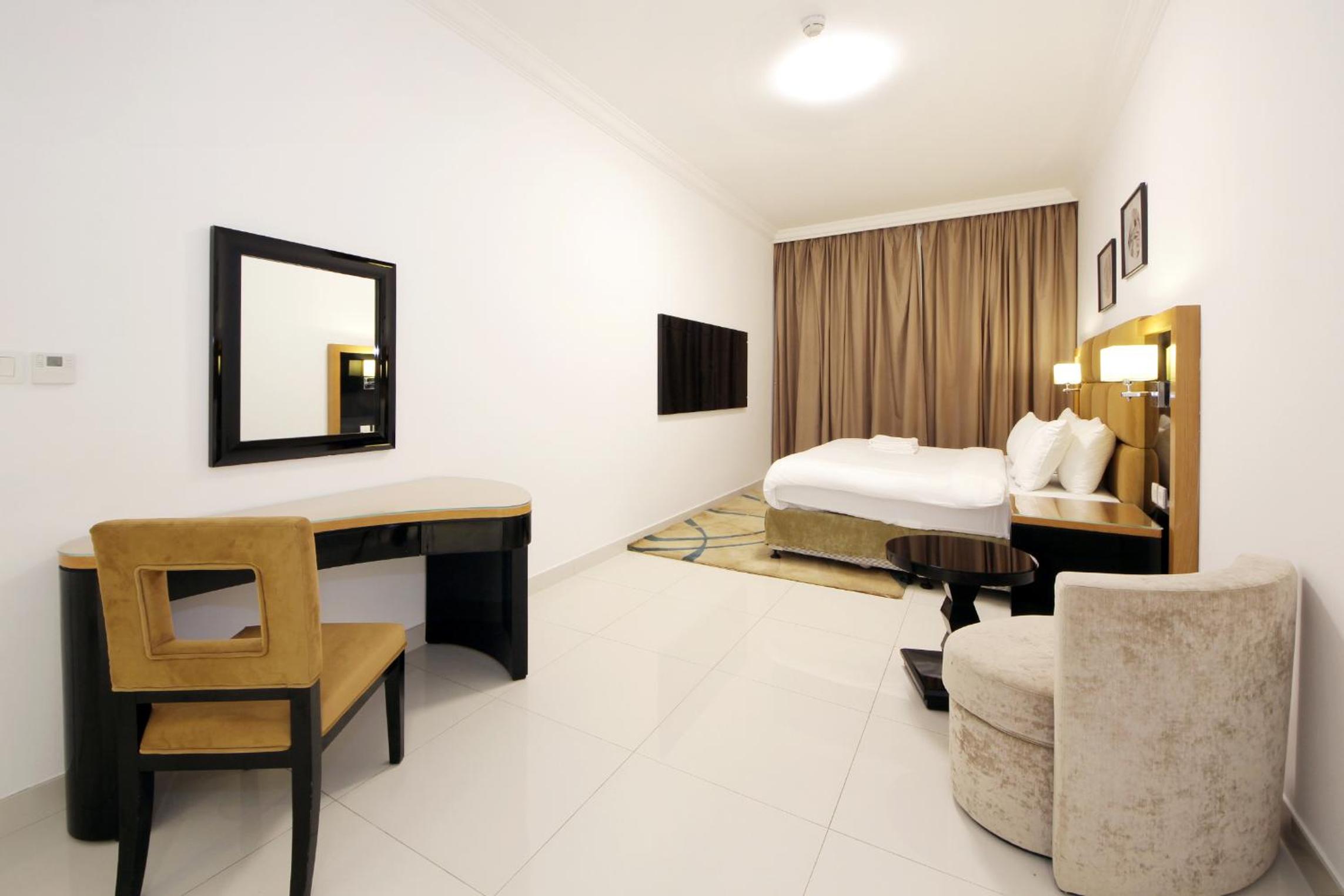 SHH - Spacious 2 Bedroom Apartment in Capital Bay Tower B, Business Bay