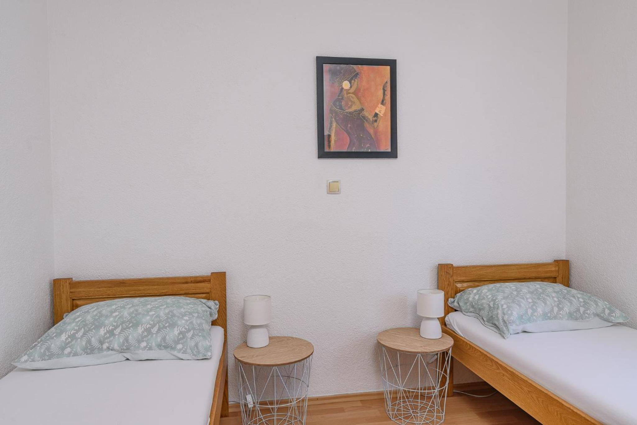 Photo 38