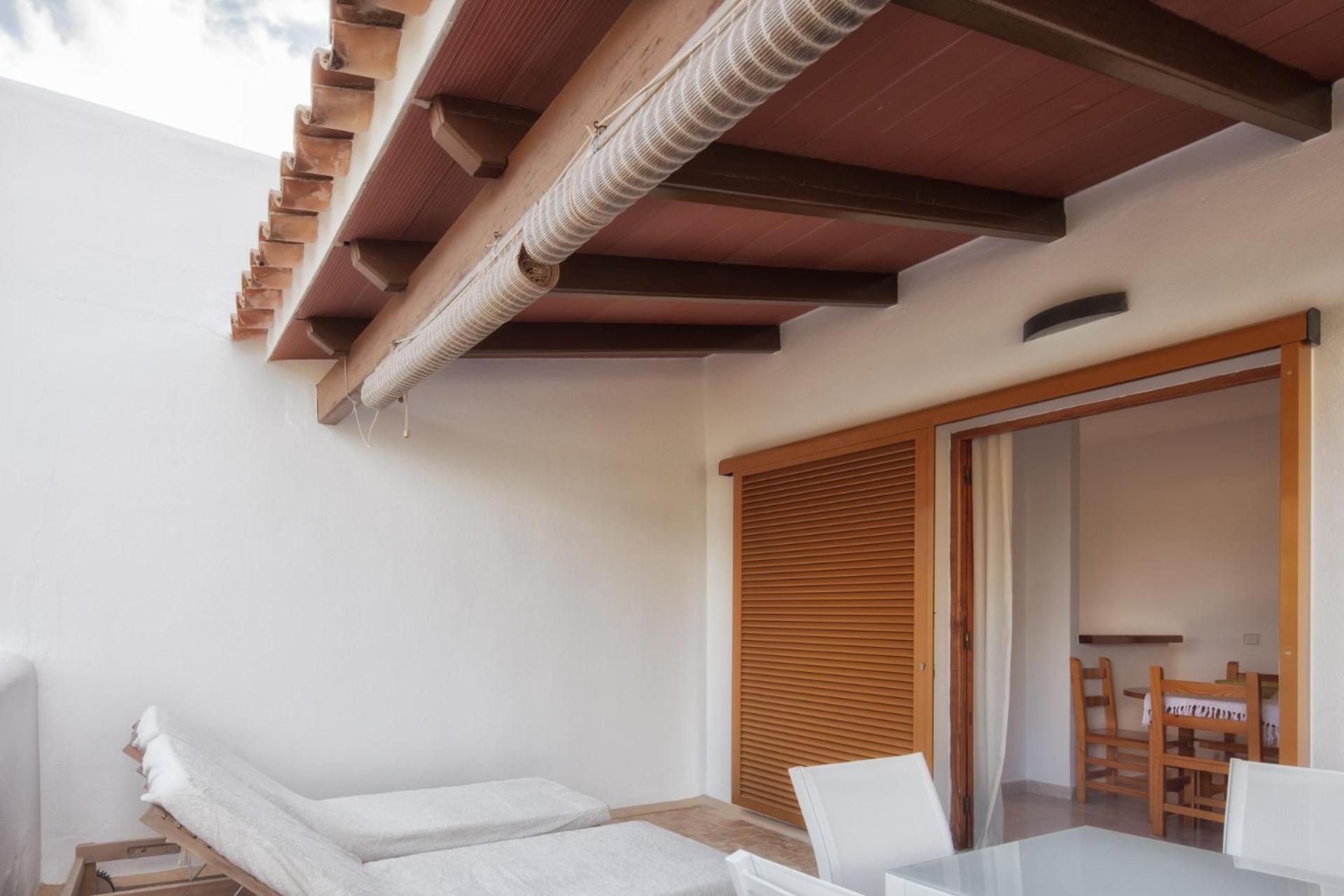 Cardona Tourist Accommodations - Standard 1 Bedroom Apartment photo 4