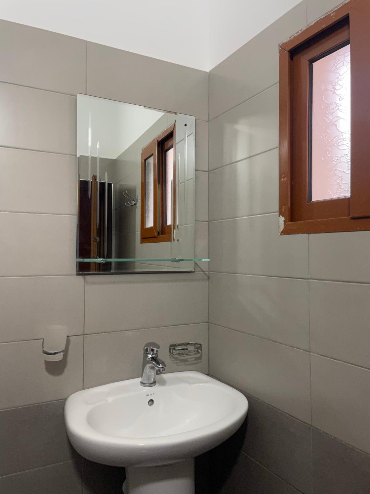 Rent rooms Loren