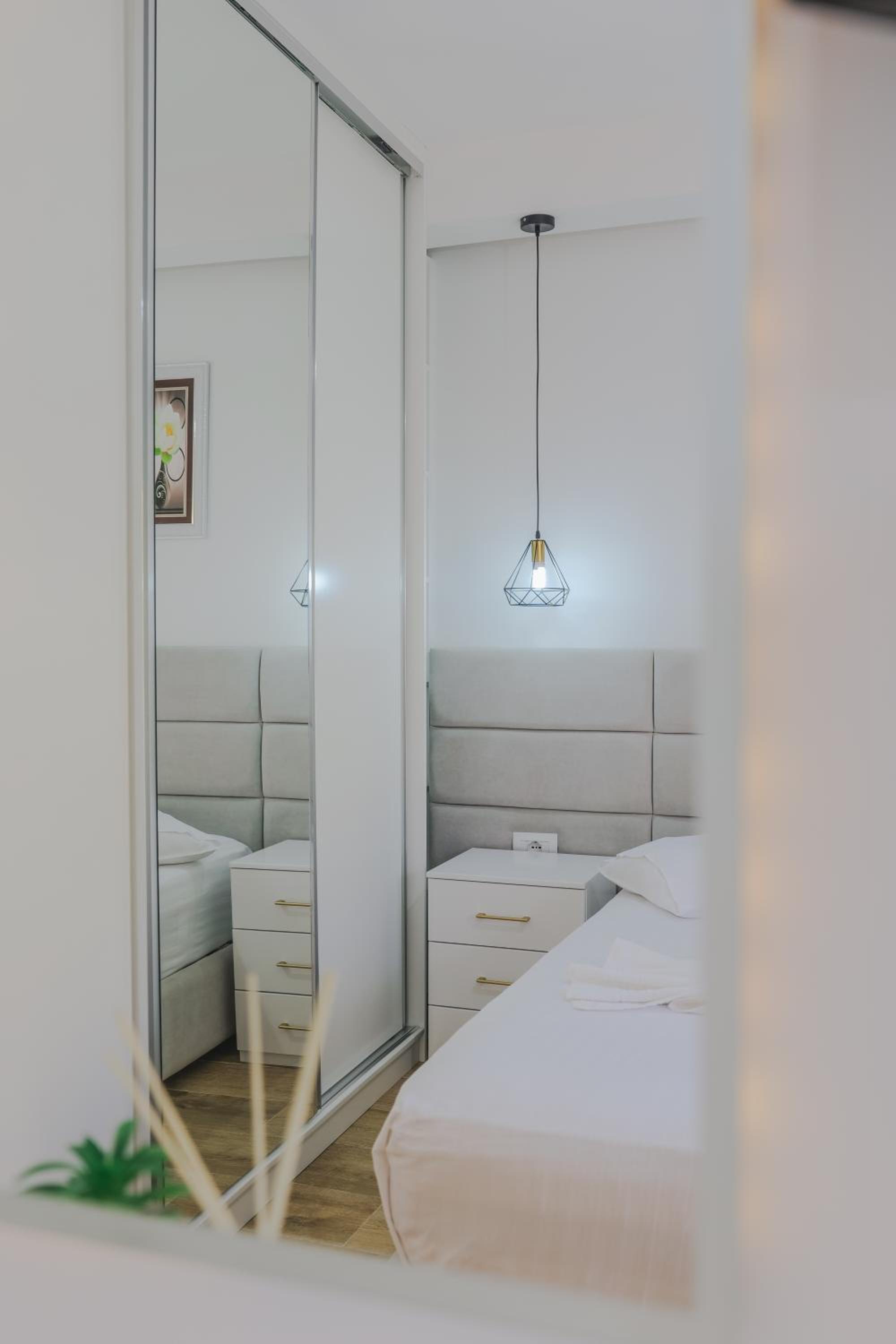 Eleni Guest House