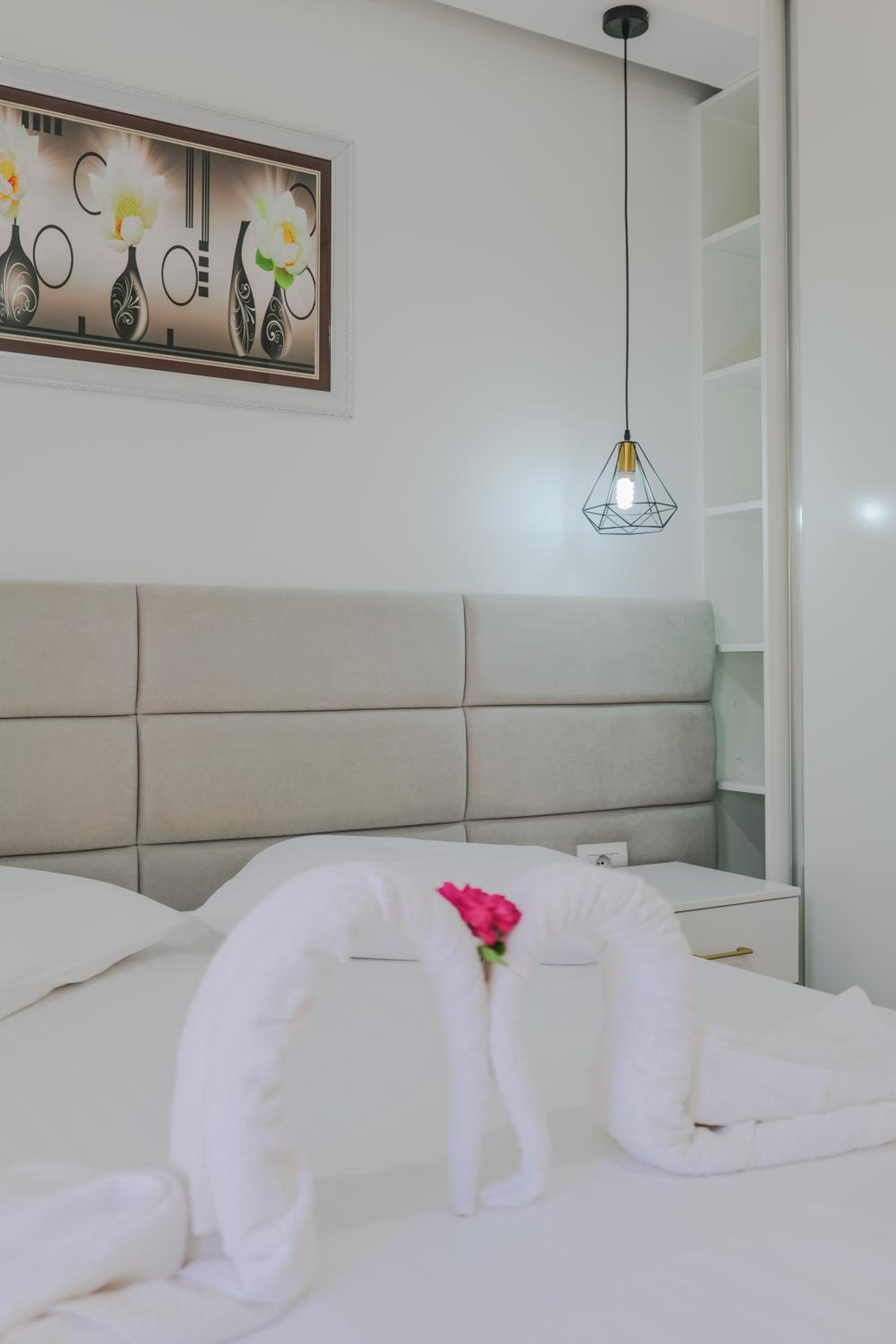 Eleni Guest House