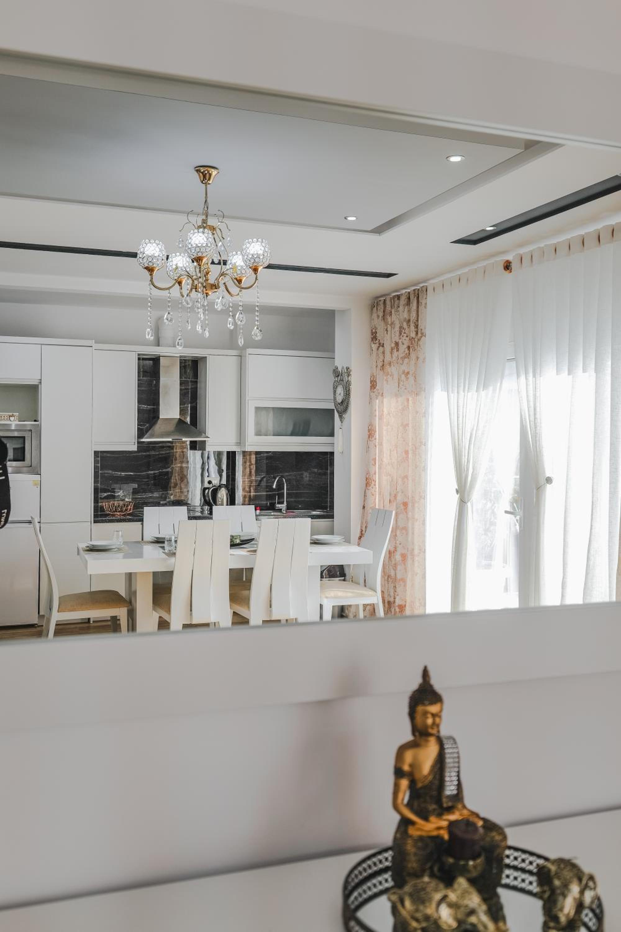Eleni Guest House
