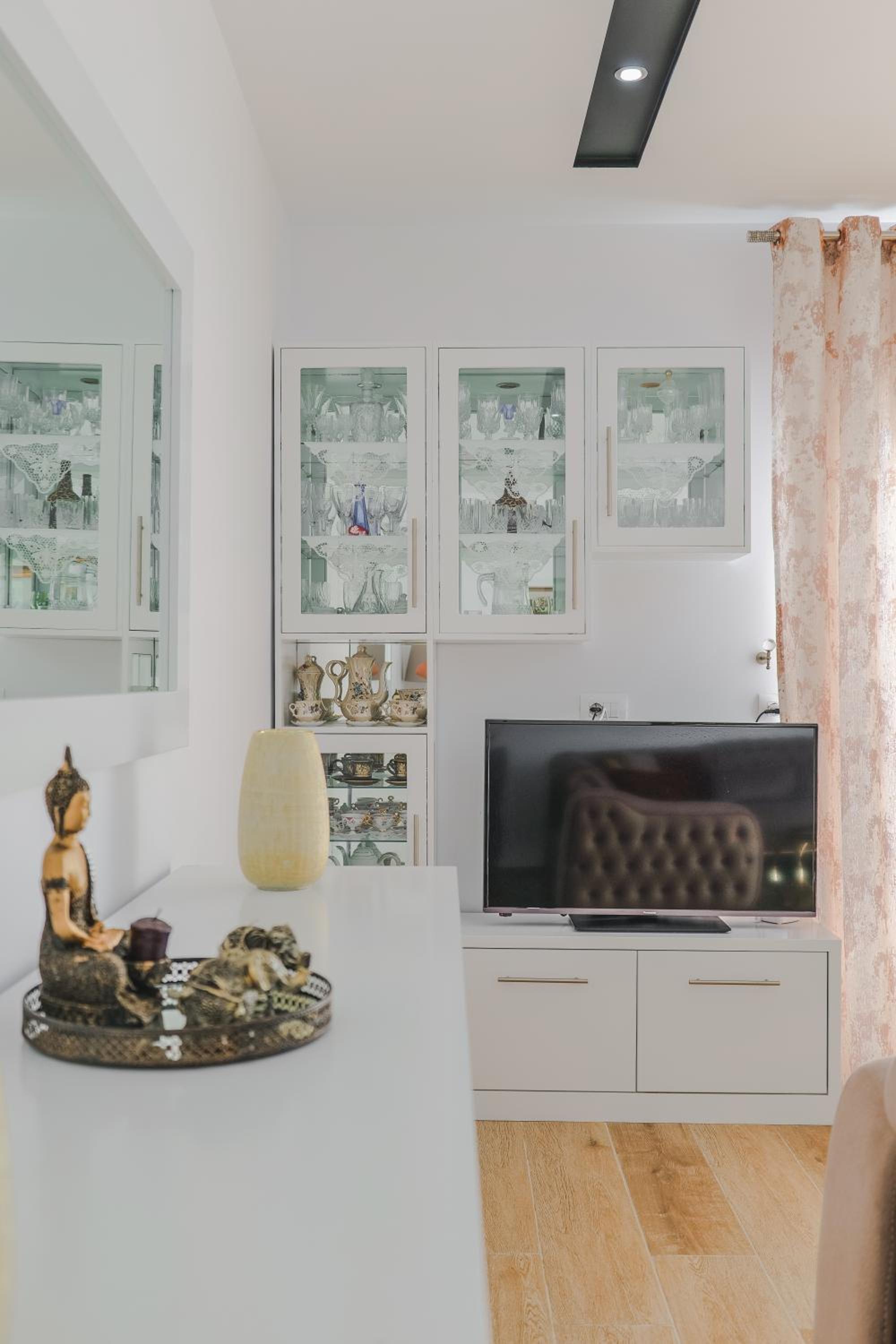 Eleni Guest House