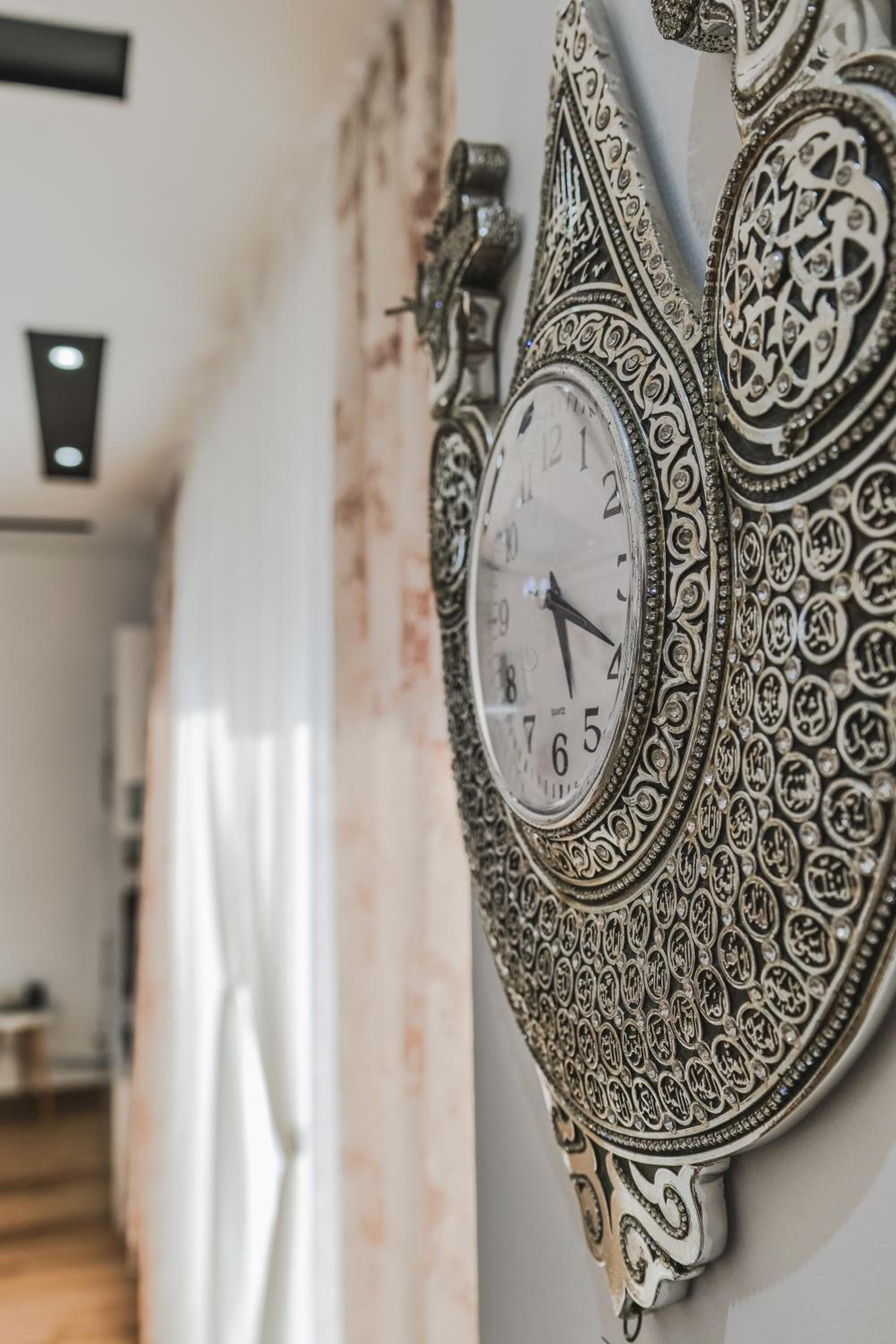 Eleni Guest House