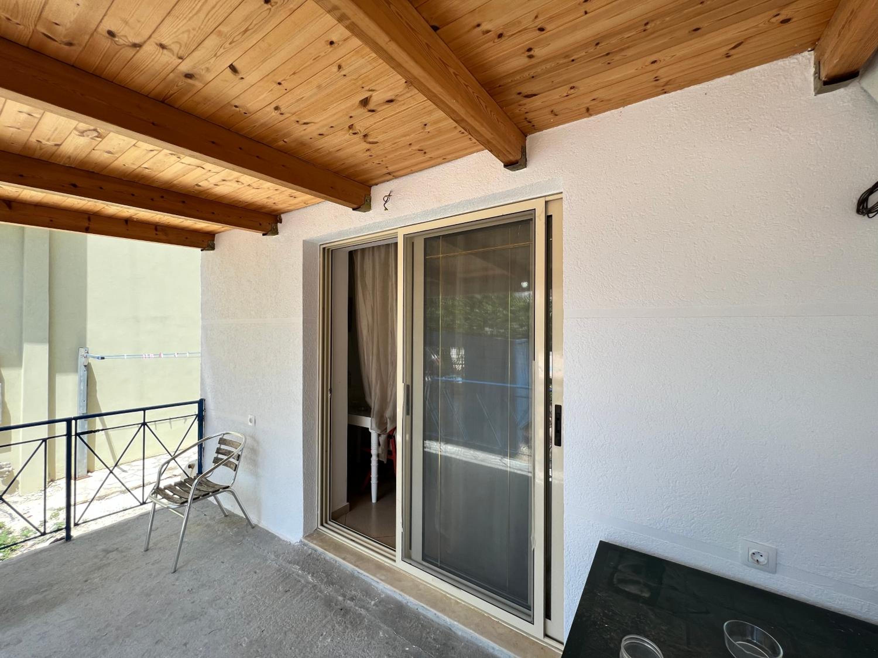 88 Apartment Himare