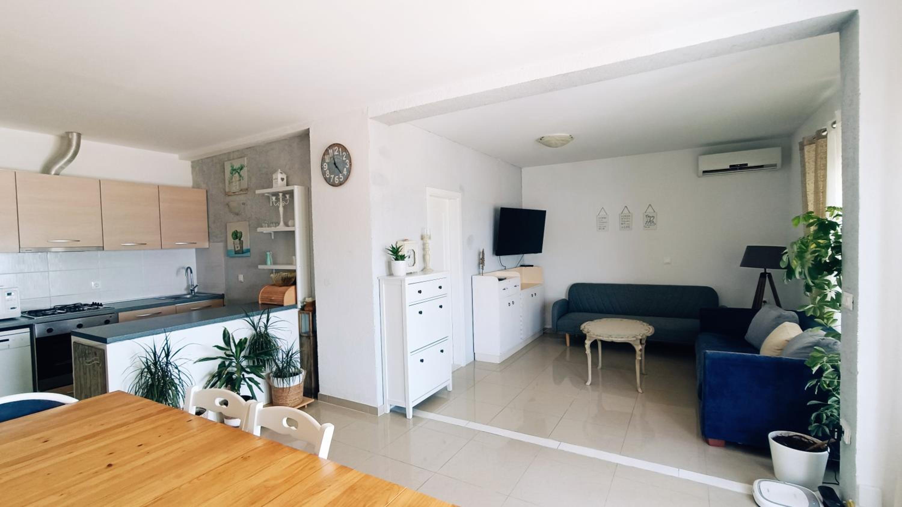 Brela, cozy house with a beautiful sea view view 2