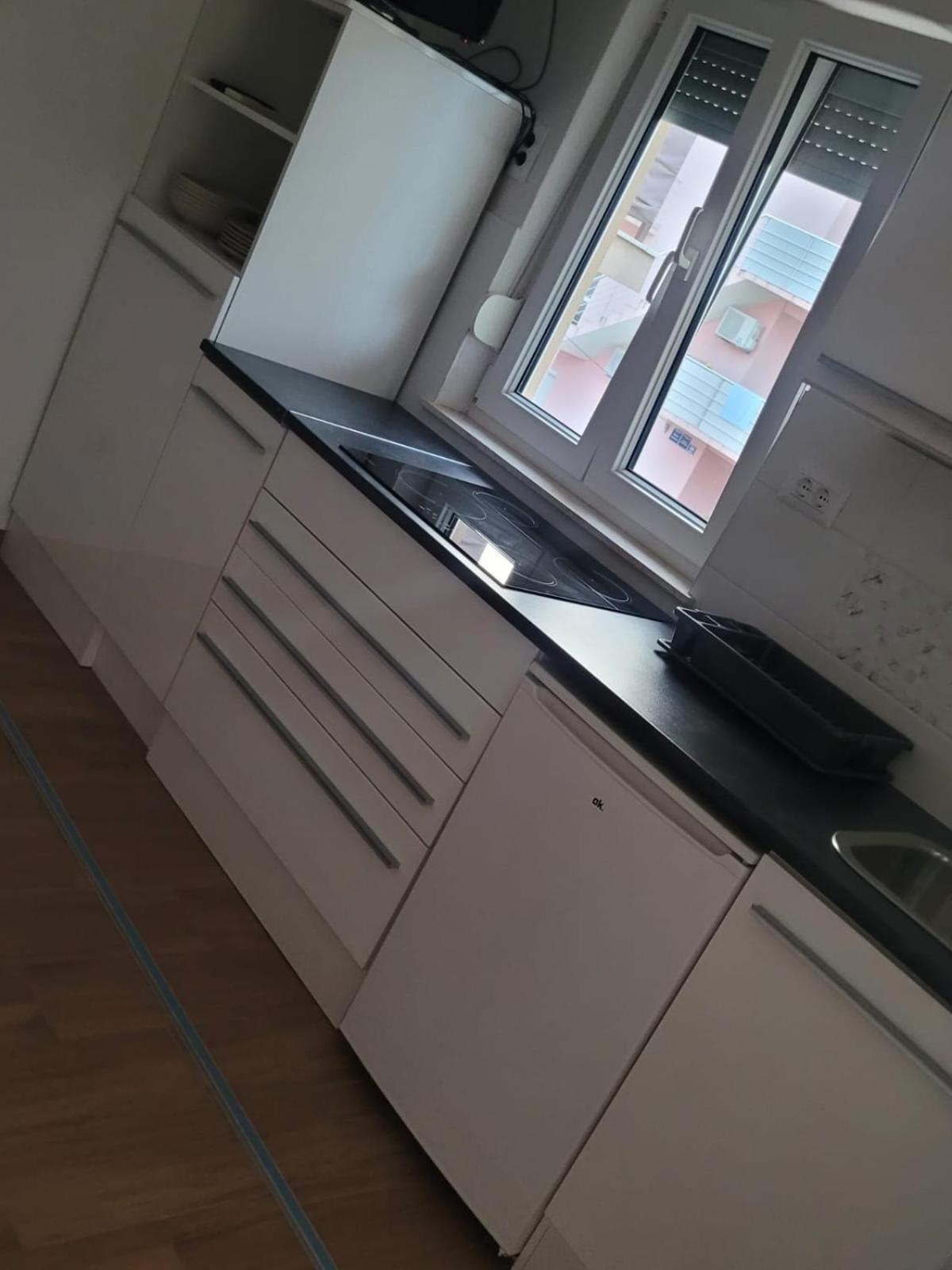 Apartments Matanovic view 3