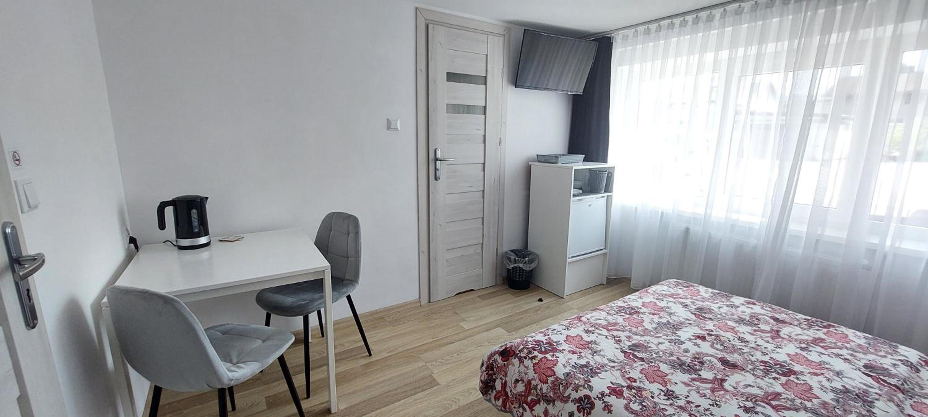 Photo 42