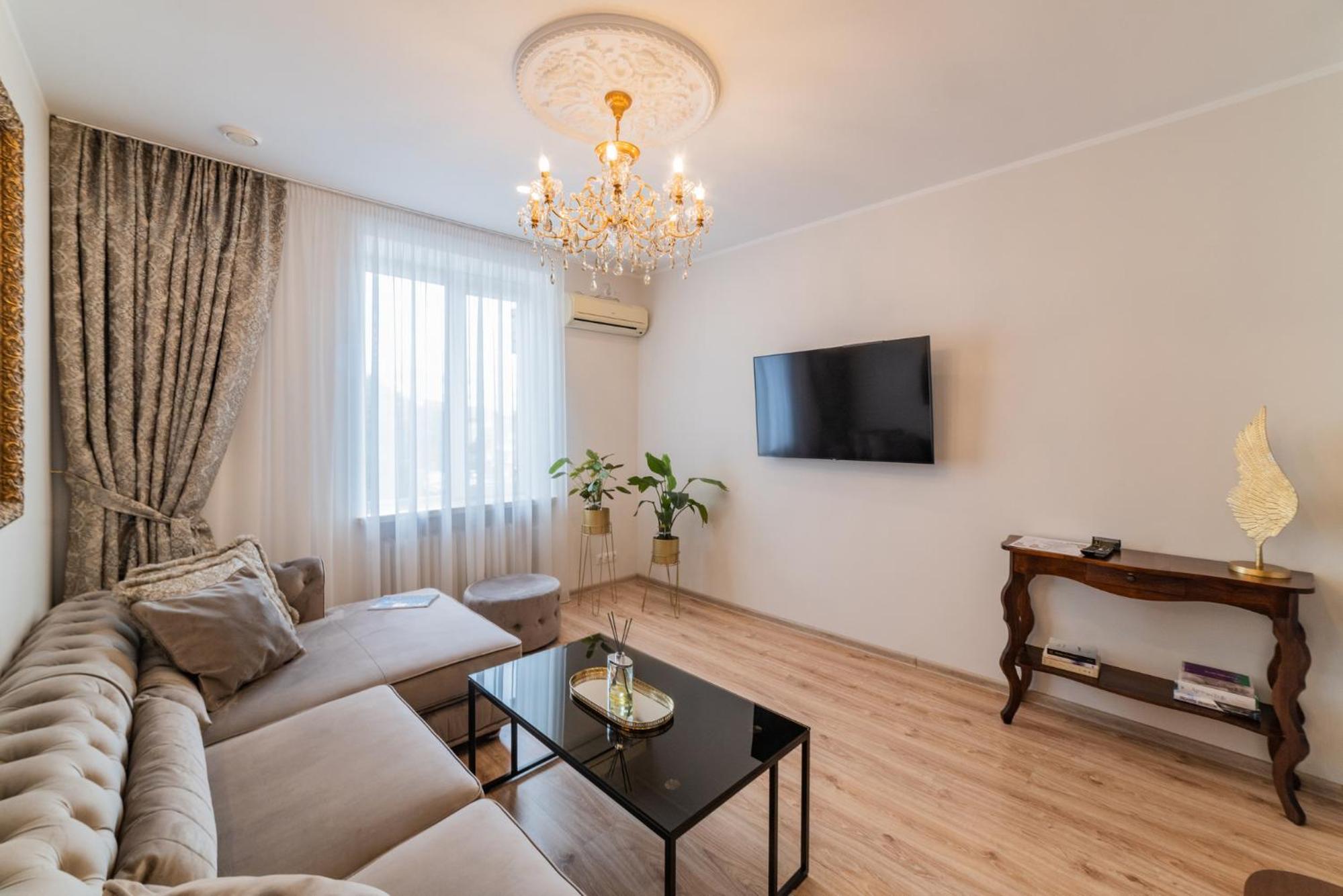 E. D. Angel Wing Apartment view 5