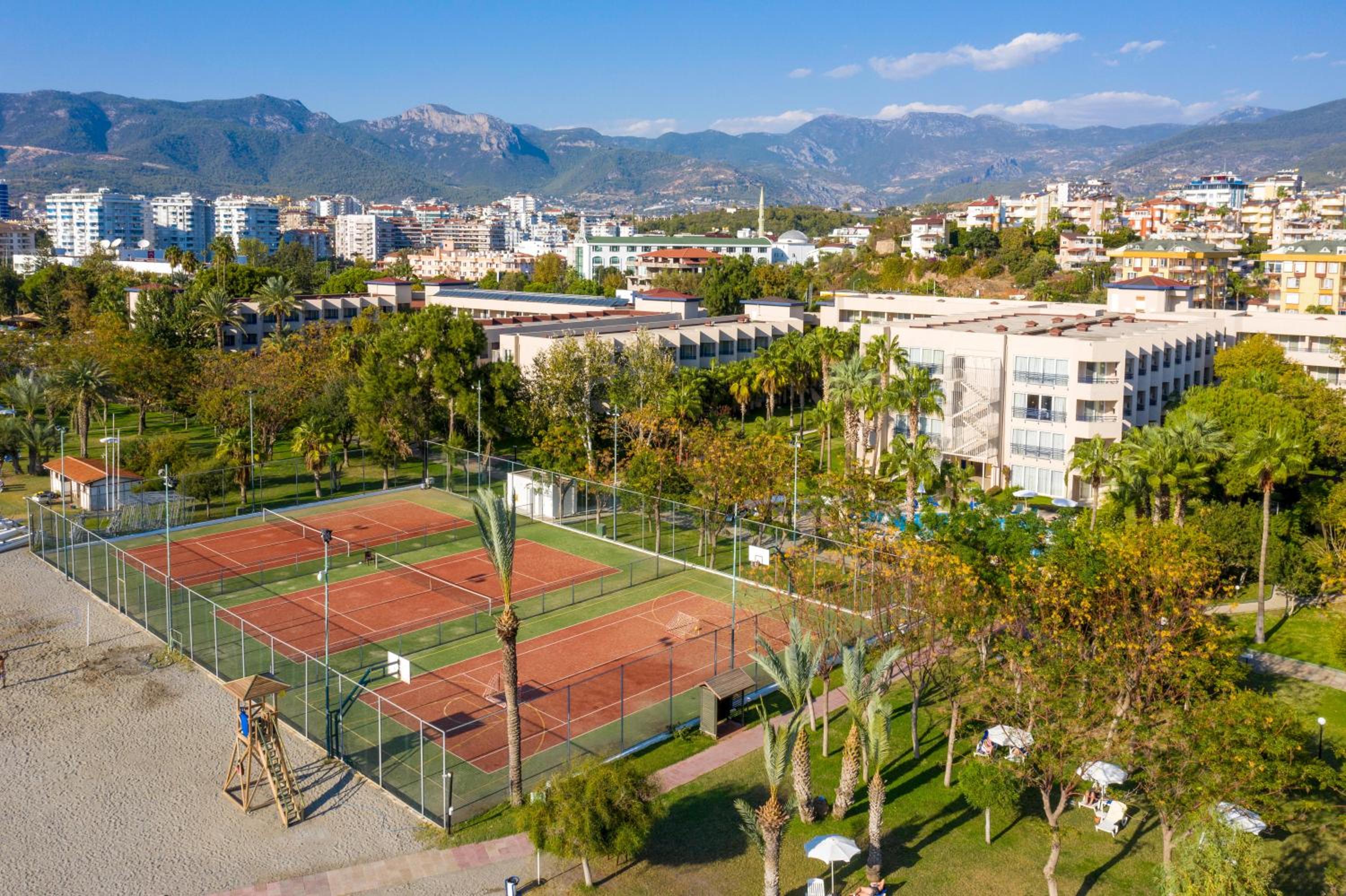 Labranda Alantur - Image 85