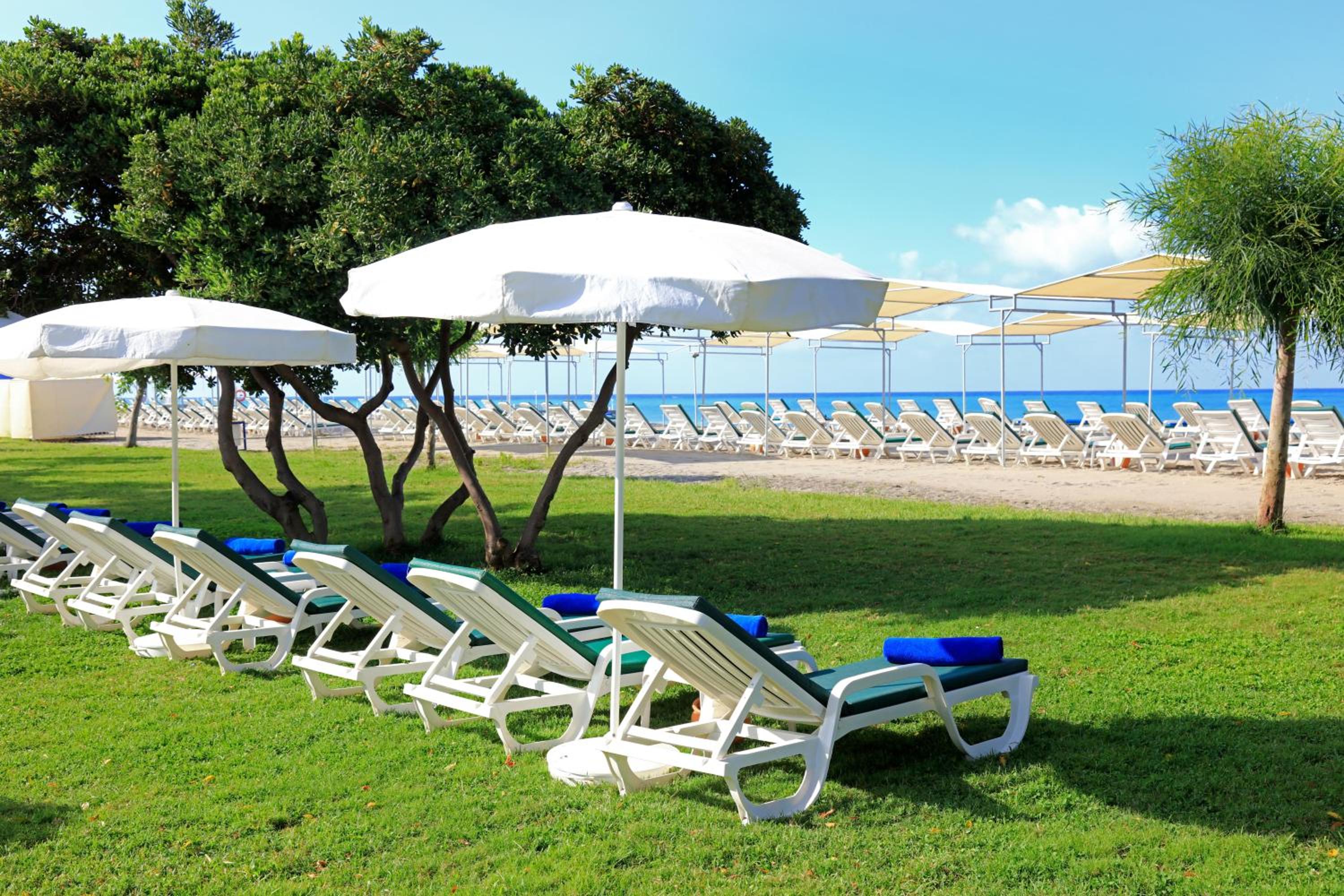 Labranda Alantur - Image 106