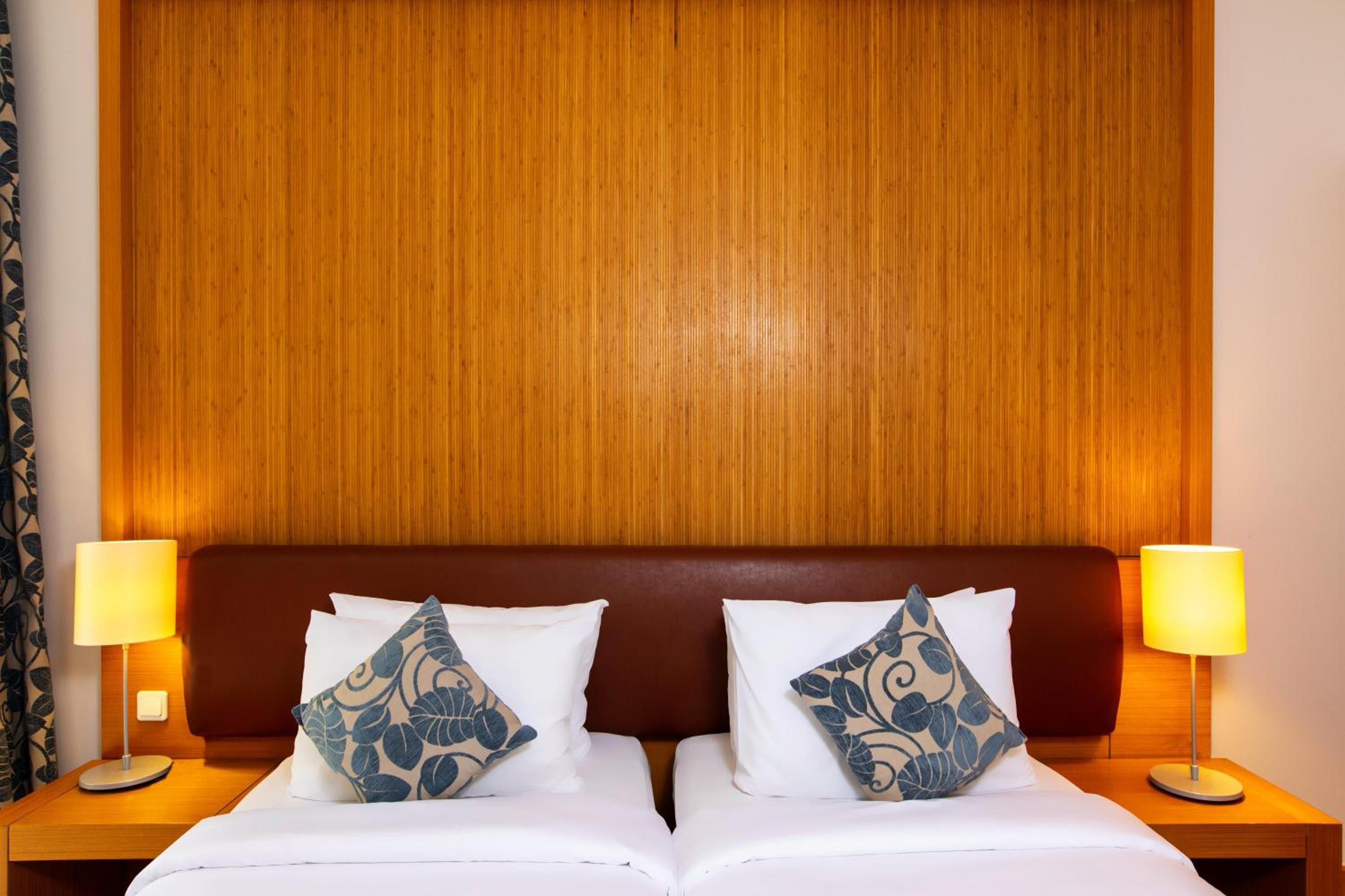 Labranda Alantur - Image 42