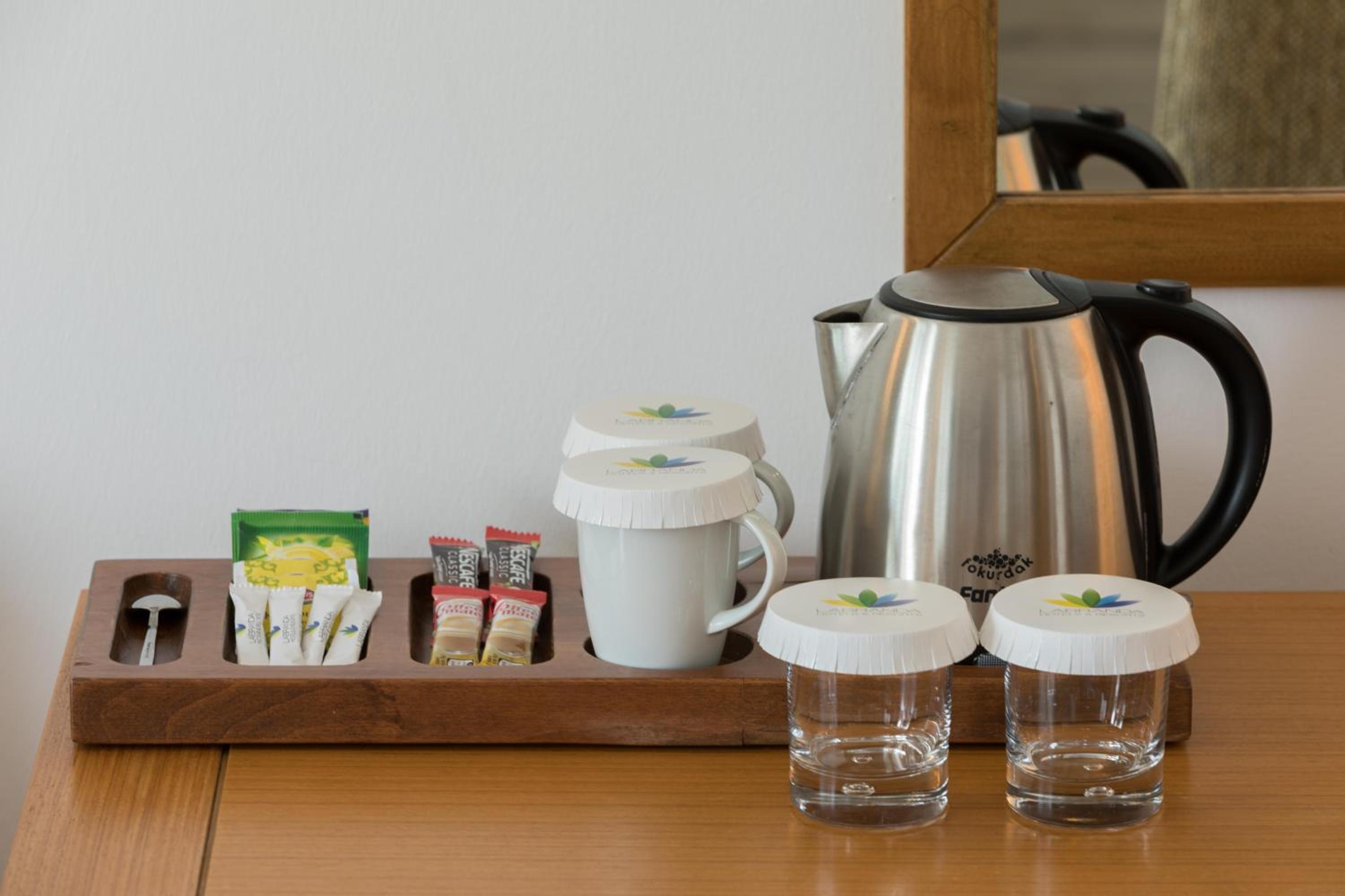 Labranda Alantur - Image 60