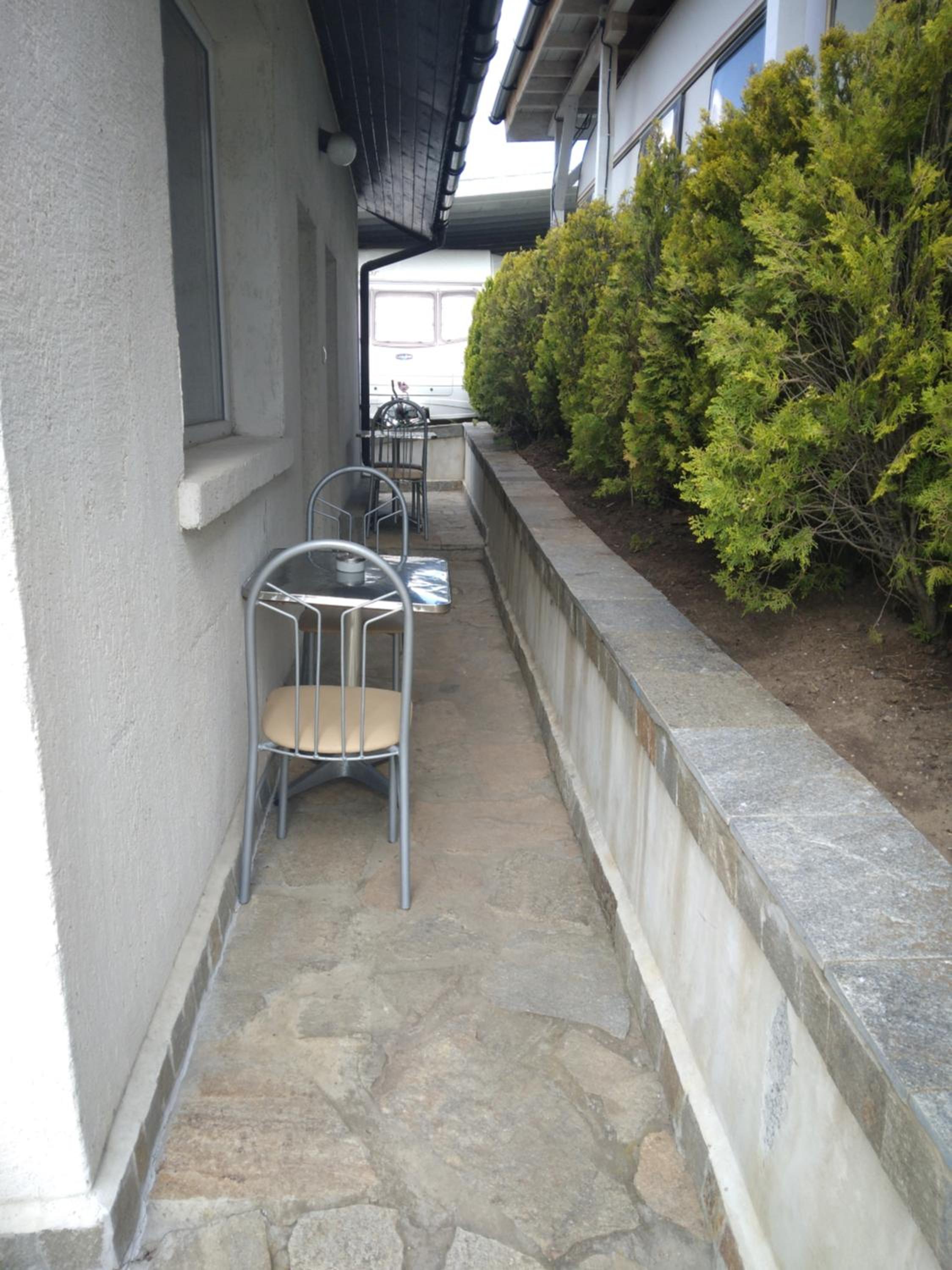 Photo 51