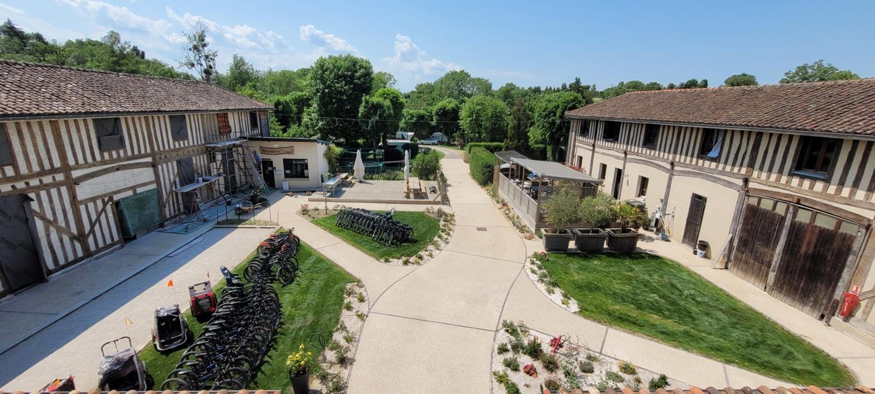 Domaine le Colombier view 3