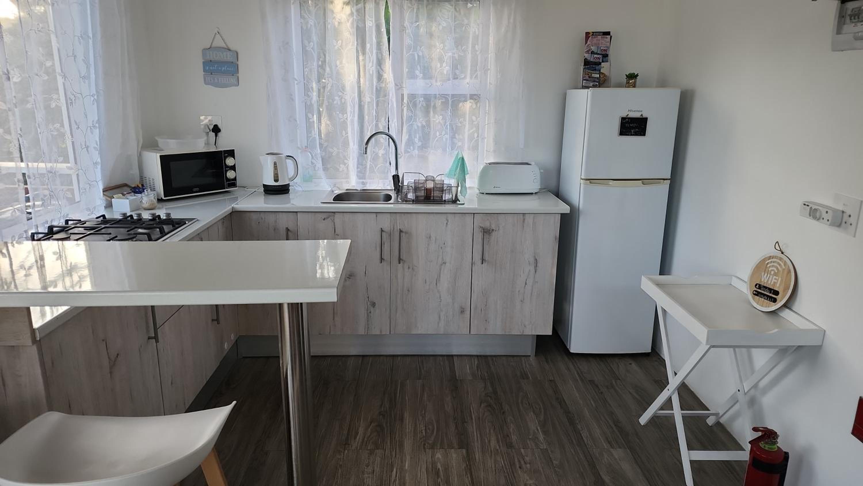 Hotel Montrose on Bunkers 2 - Image 1