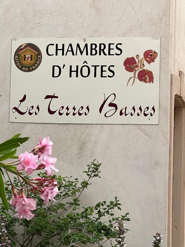 LES TERRES BASSES
