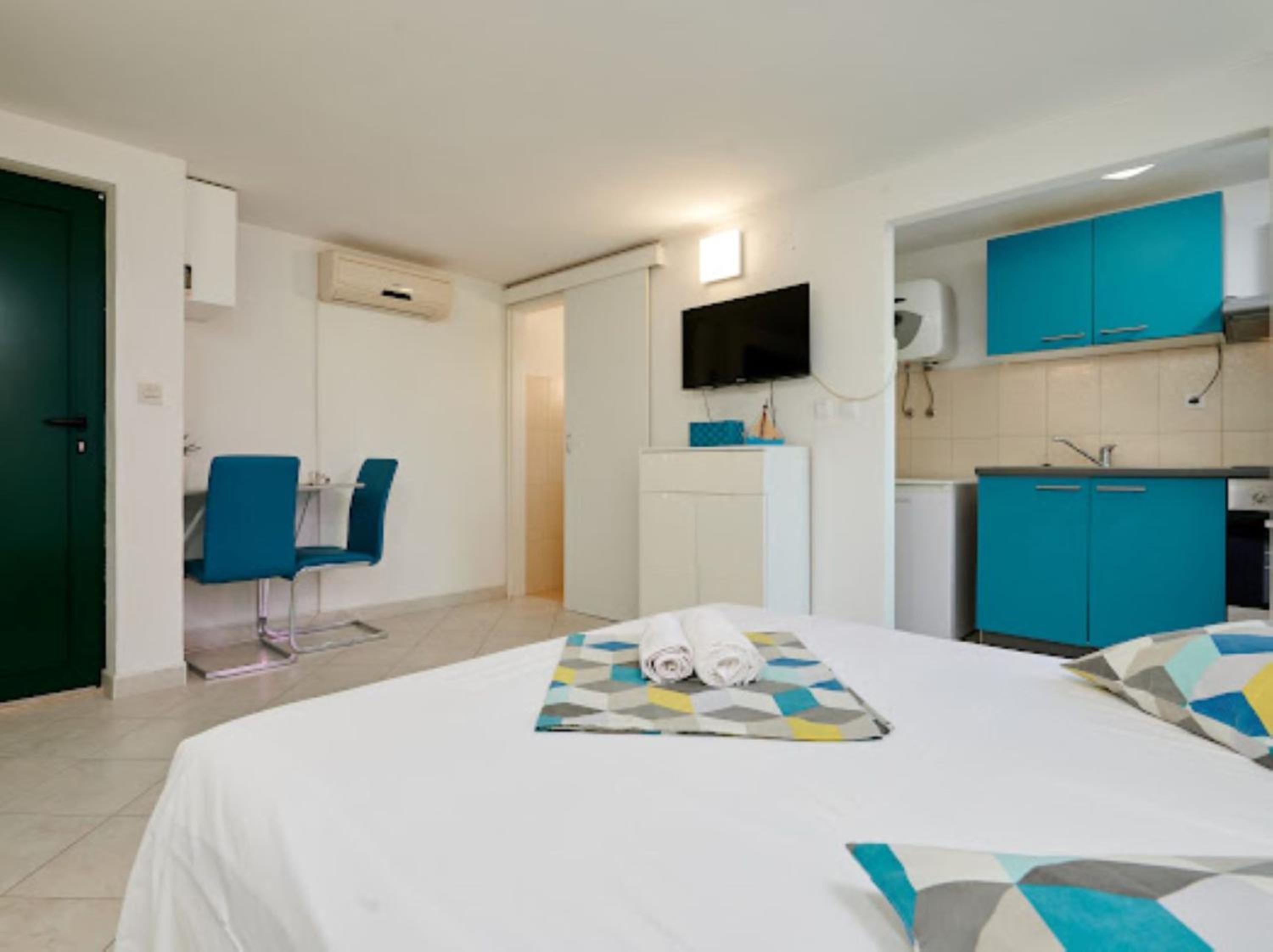 Guesthouse Ana Trogir Old Town