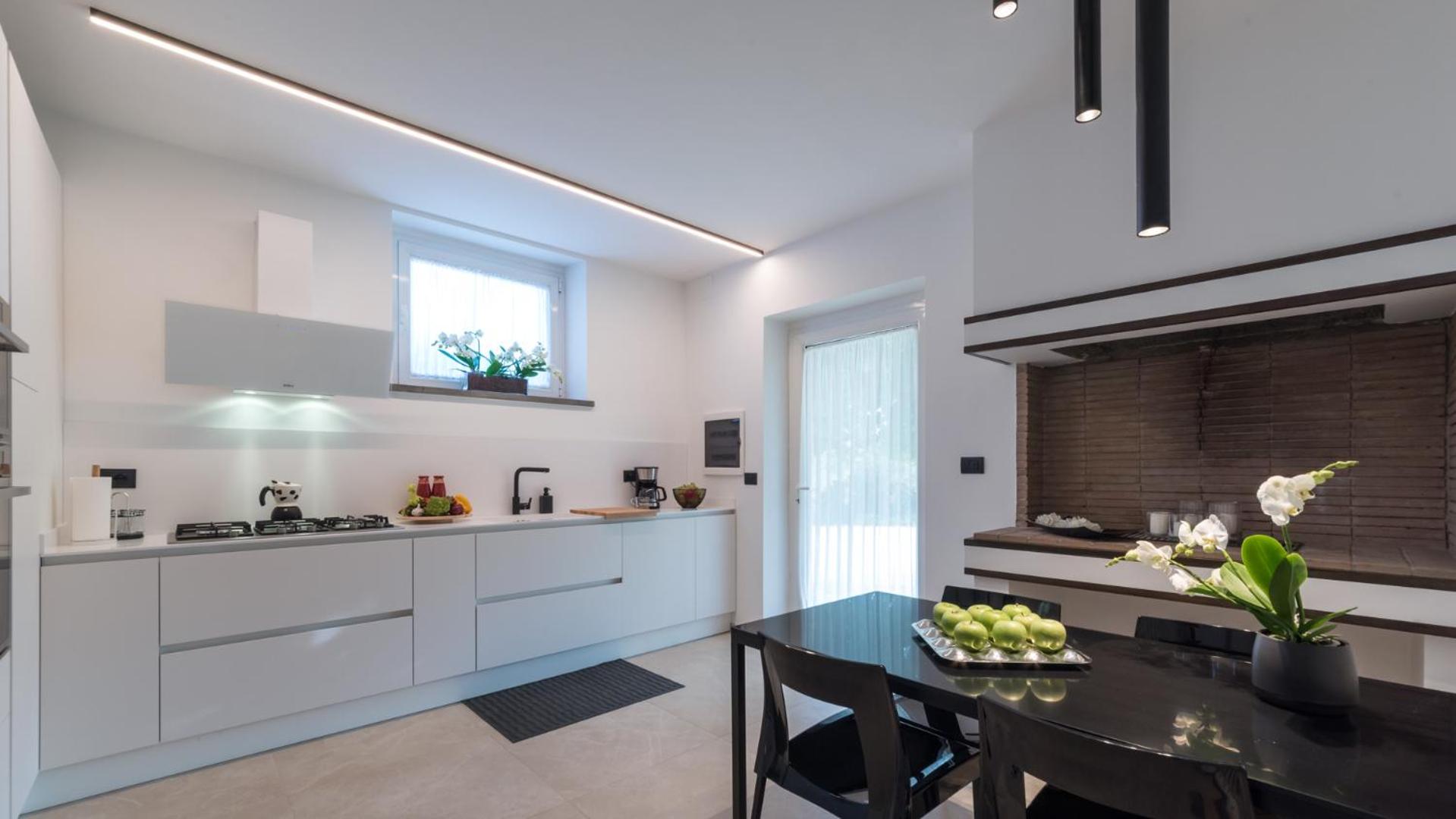 VILLA NINETTA 10&1, Emma Villas view 4