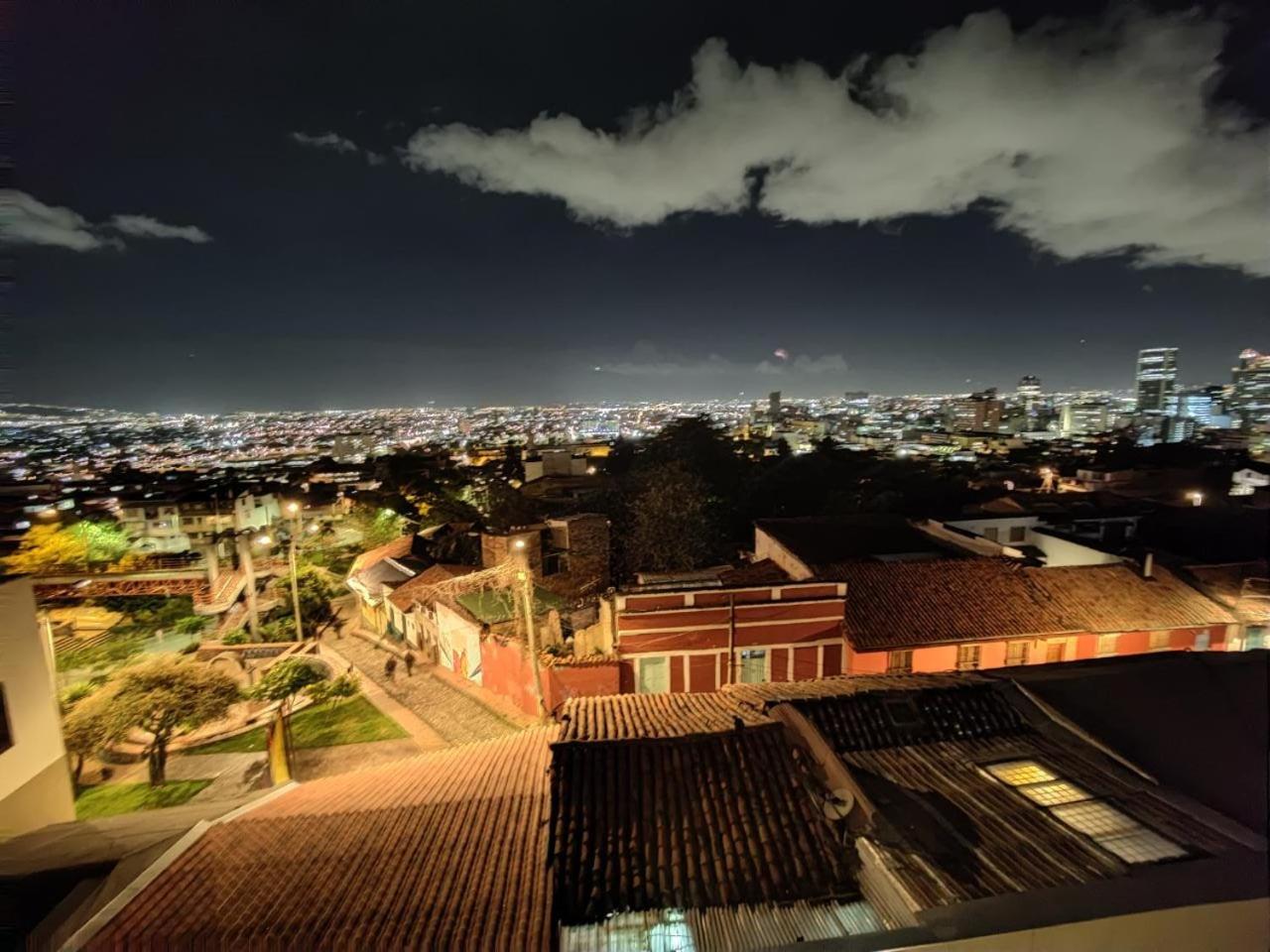 R6/ Amplió loft en la Candelaria