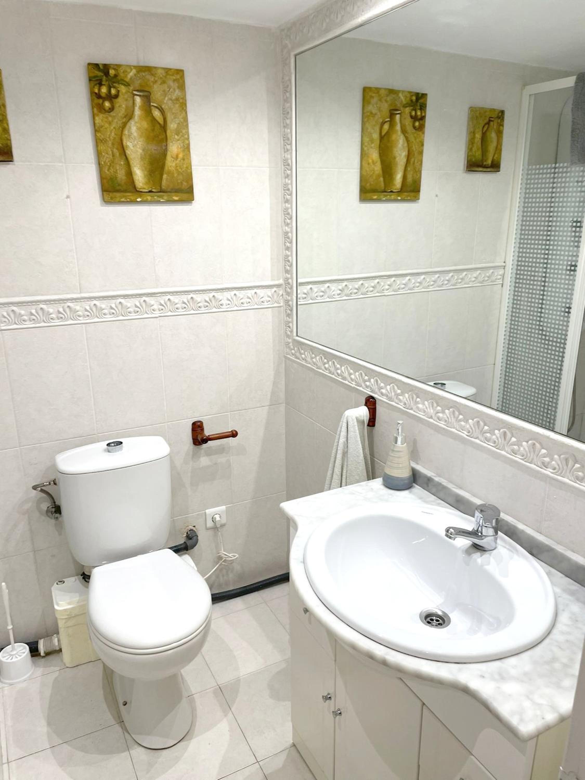 3 bedrooms house with sea view and enclosed garden at San Vicente de la Barquera