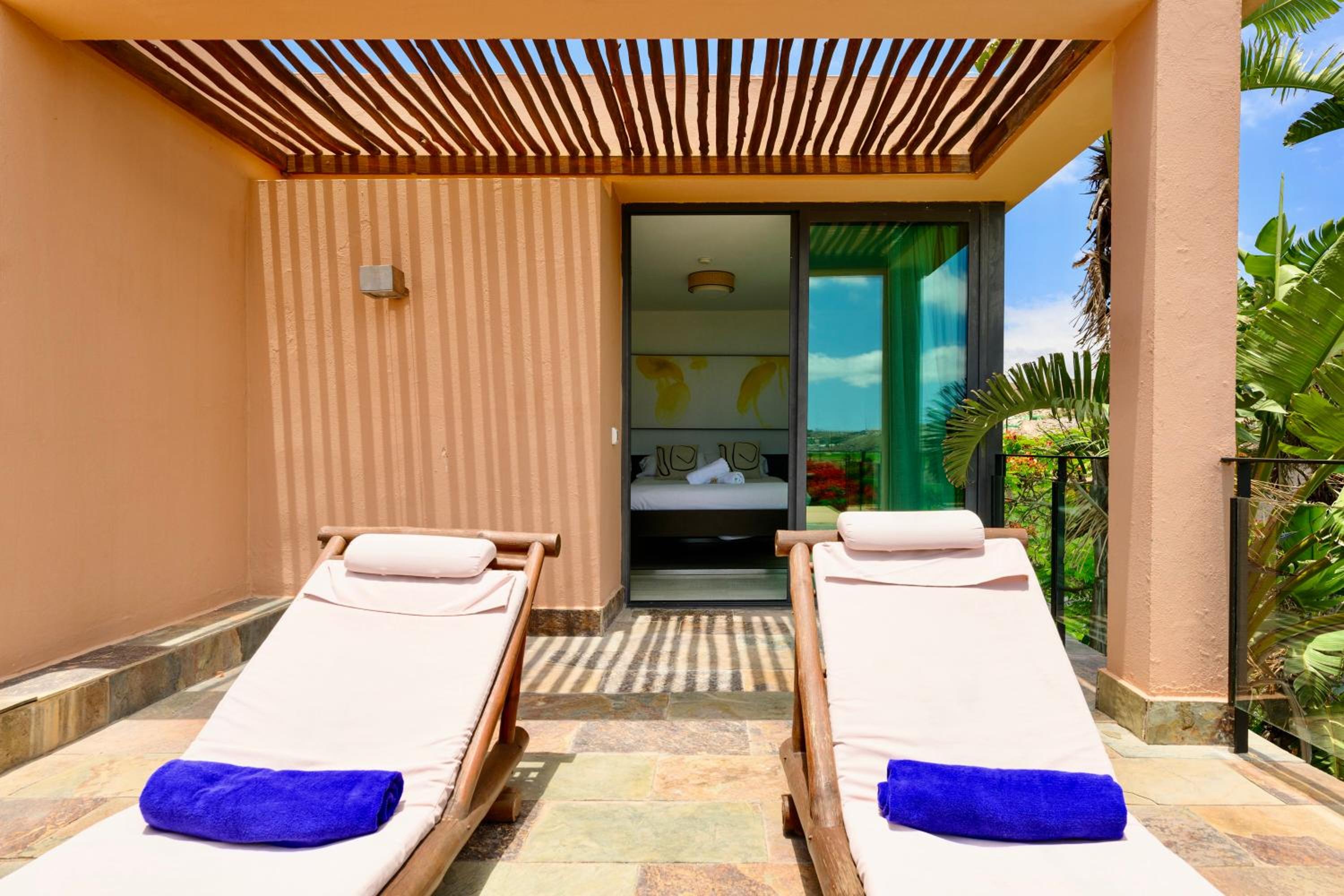 Villa With Private Pool In Luxury Golf Resort — photo 5