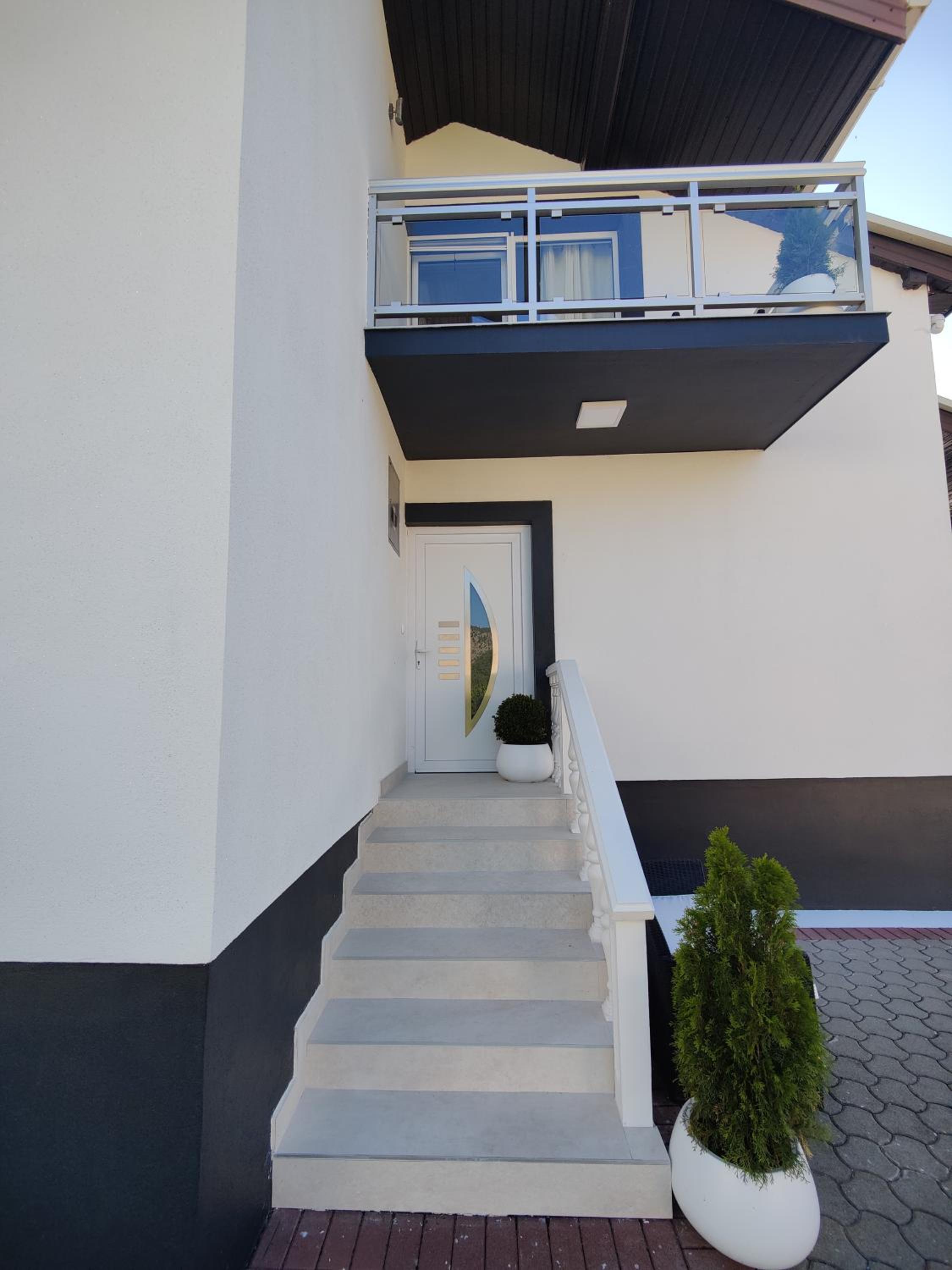 Apartman Avlija