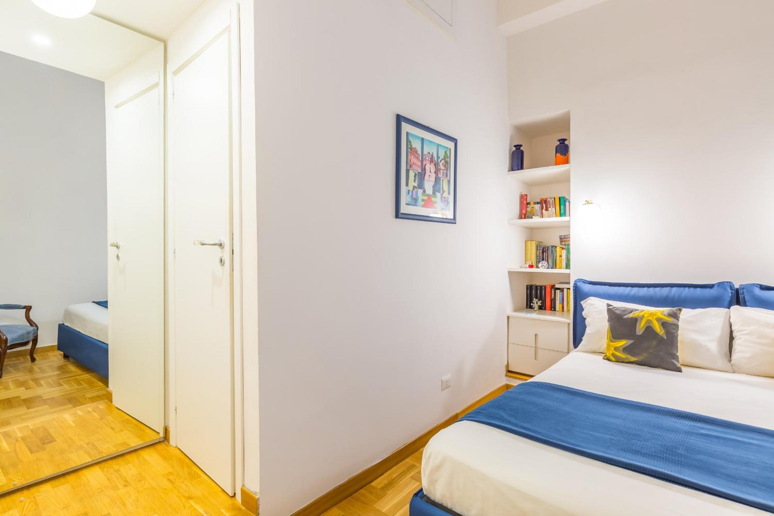 Chiatamone Design Apartment by Wonderful Italy