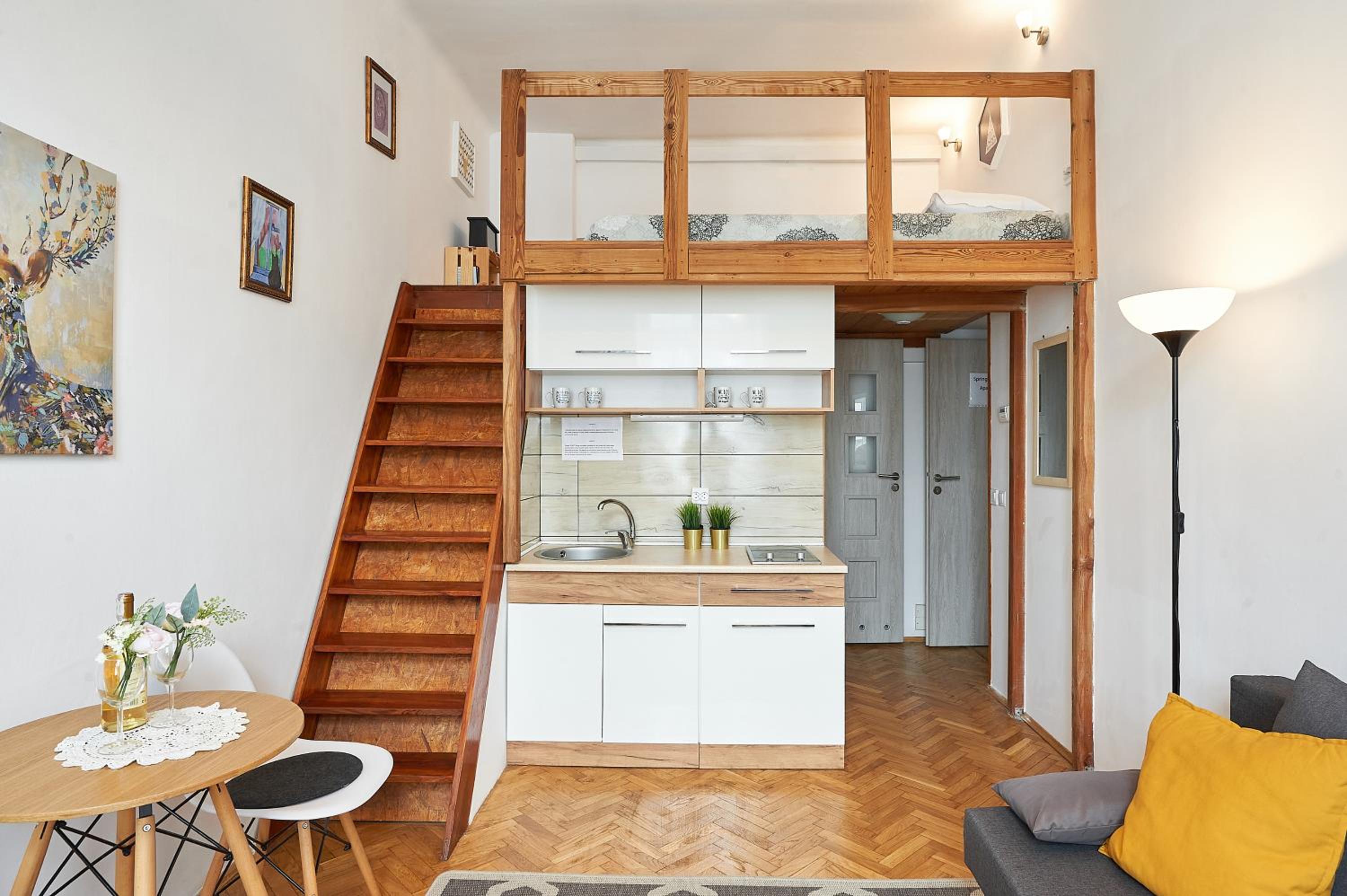 Apartments on Miodowa view 4
