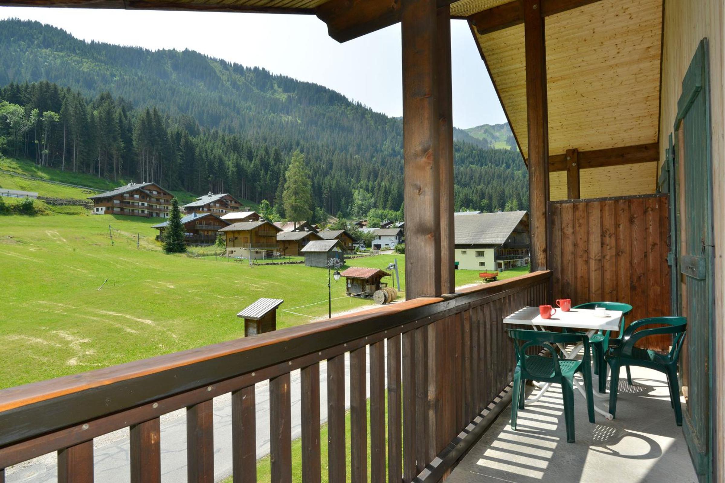Balcony & Terrace