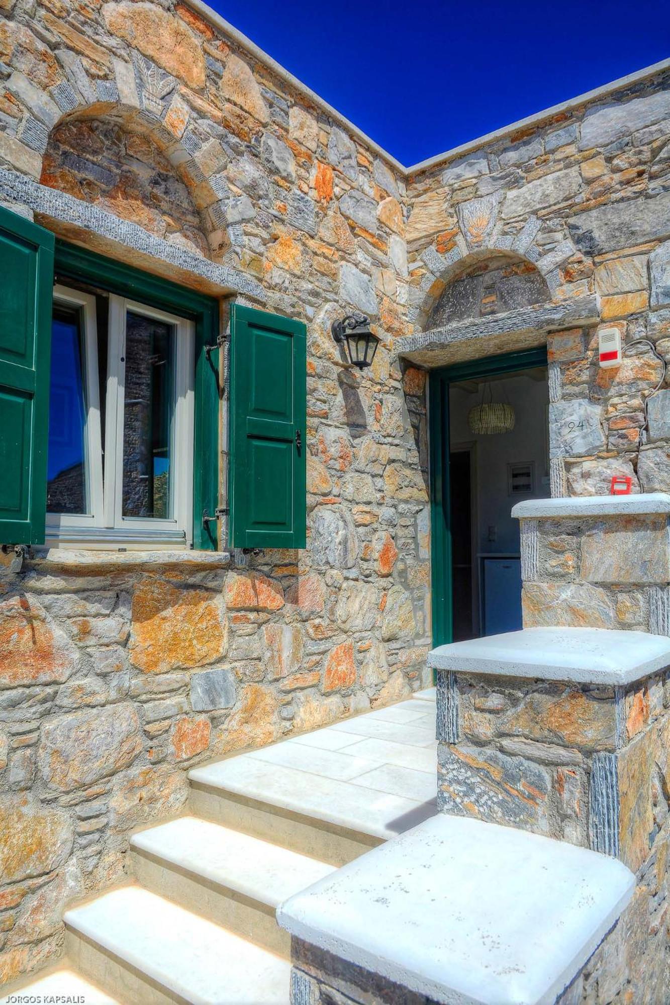 Aquapetra Hotel