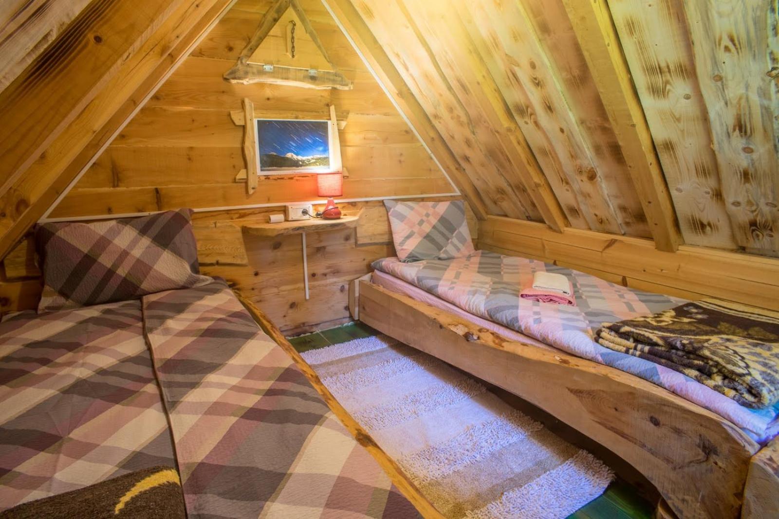 Eco Camp Chalets pod Gorom view 4