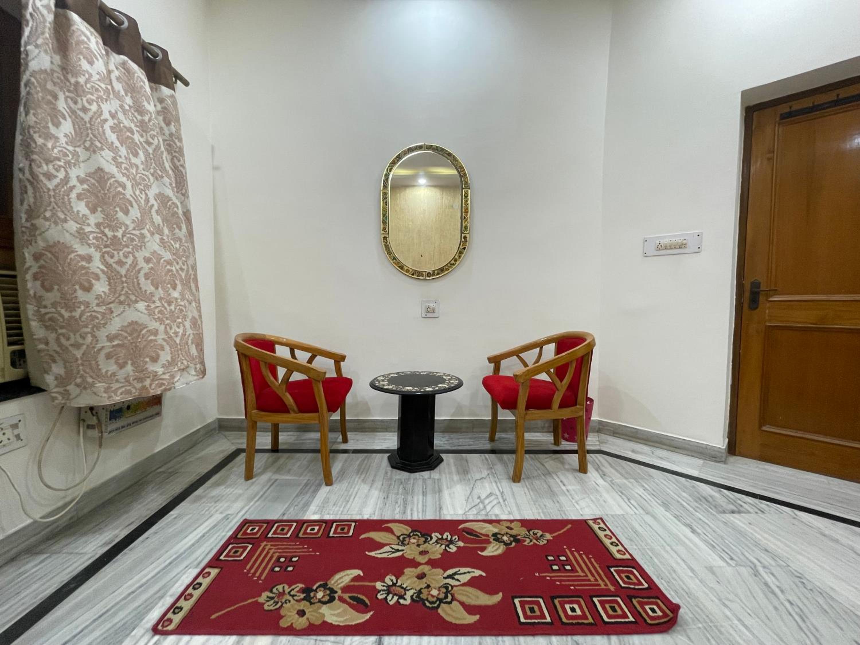 N.Homestay