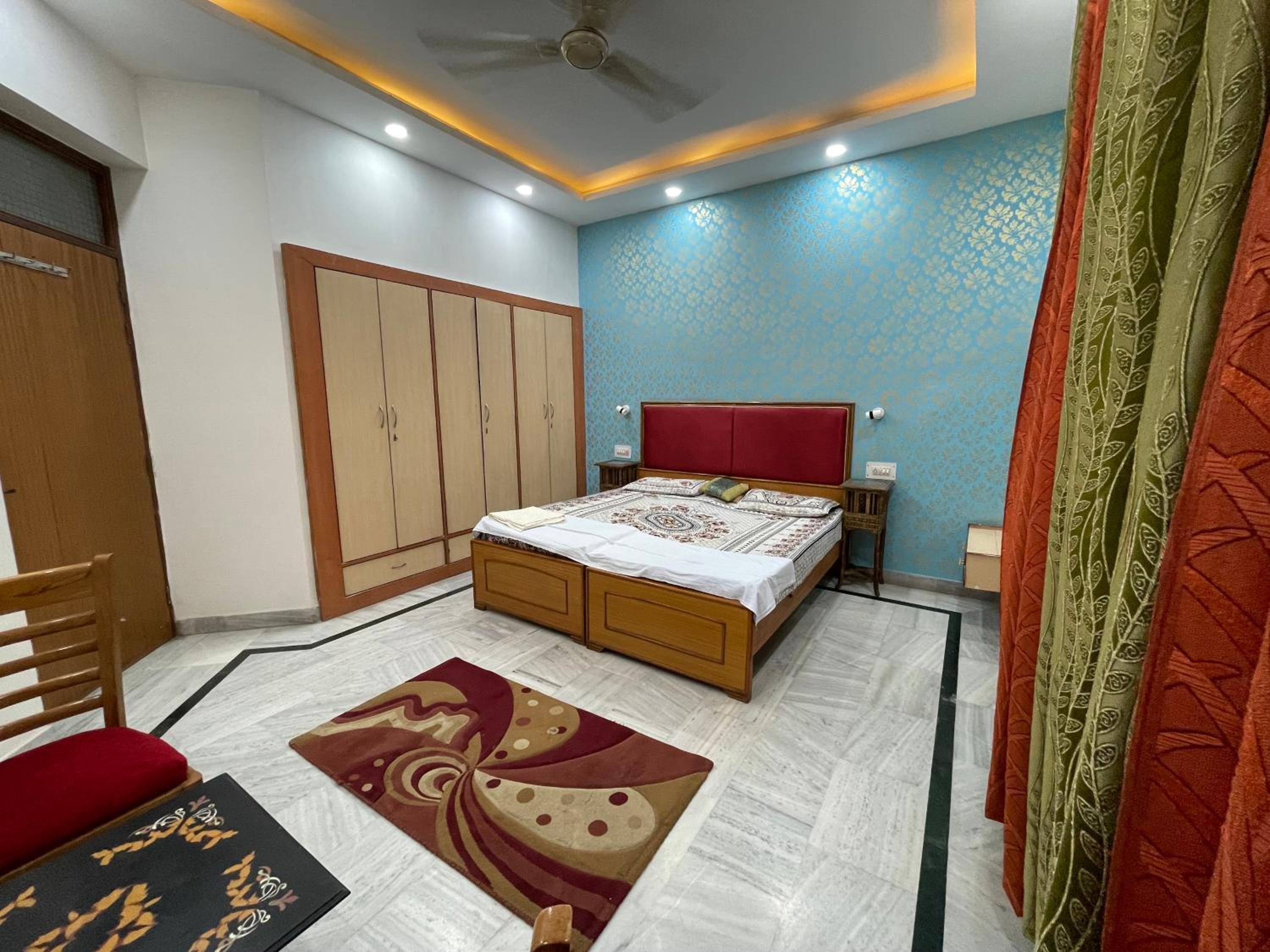 N.Homestay