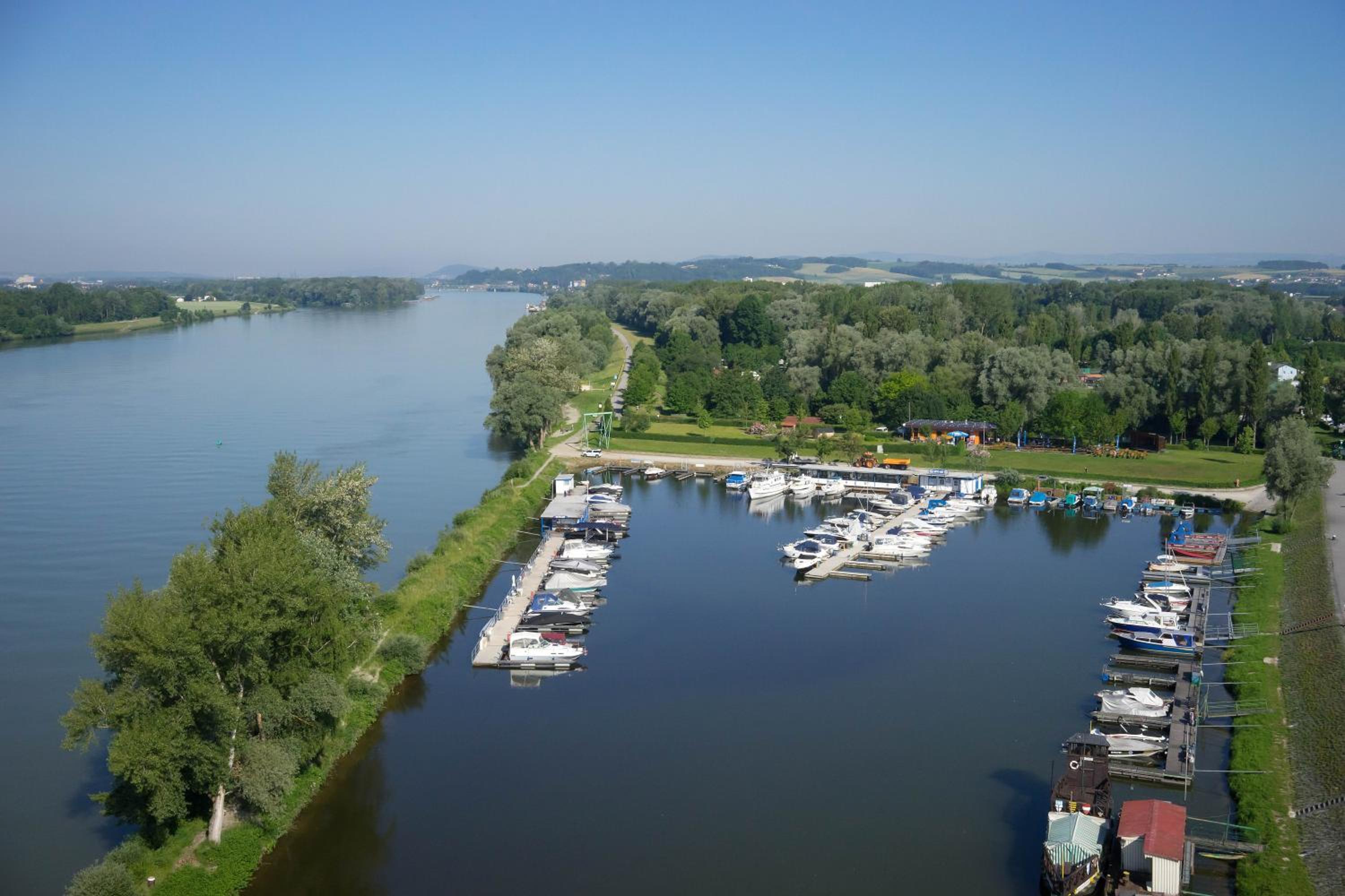 Camping & Pension Au an der Donau