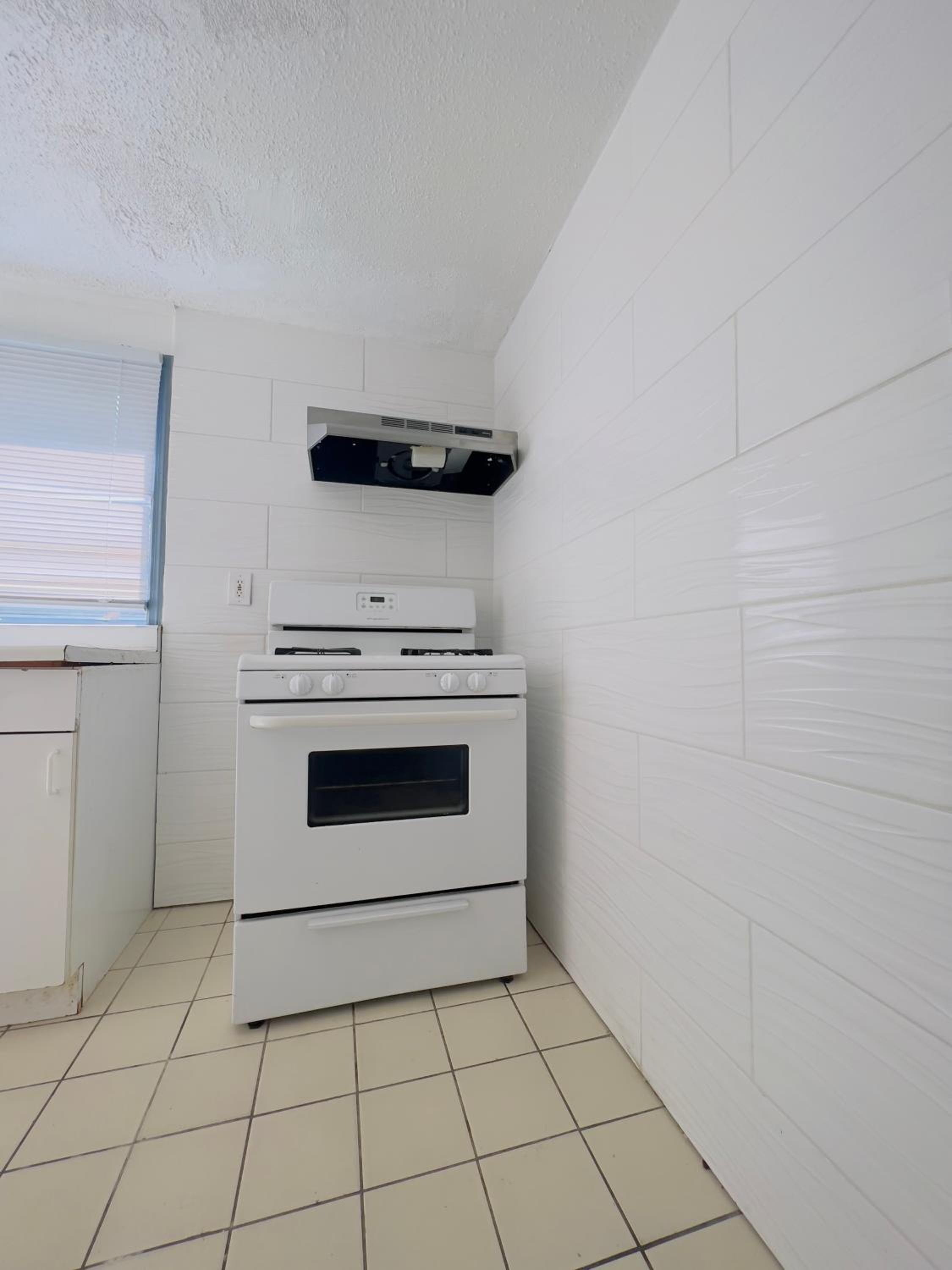 Shore Beach Houses - 52 - 402 Porter Avenue view 5