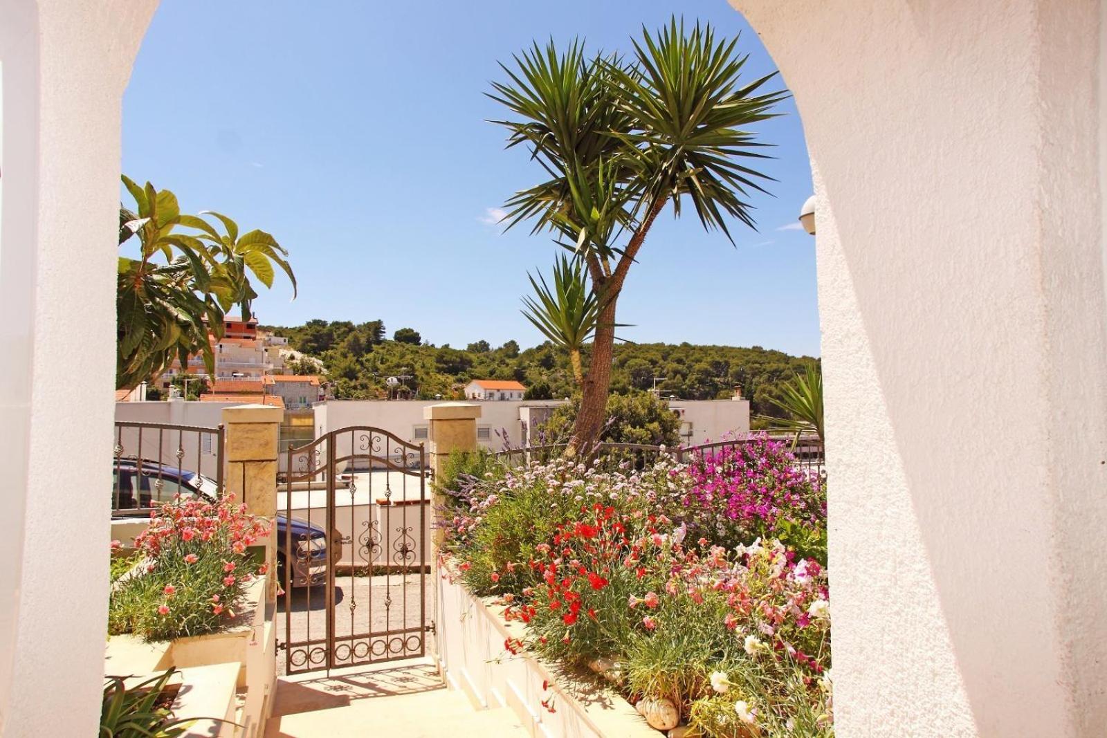 Apartments Prosperina Hvar view 2