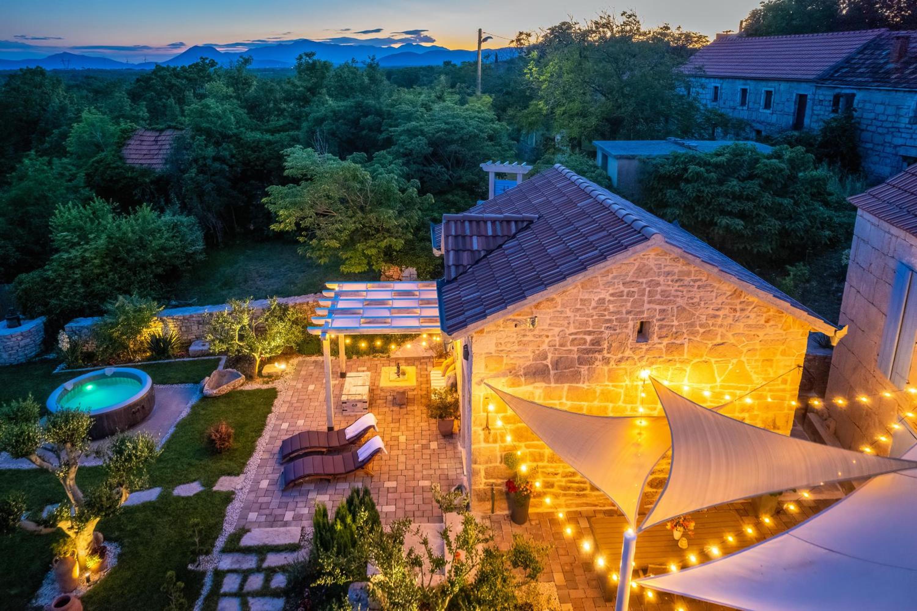Rustical Holiday Resort Olea view 5