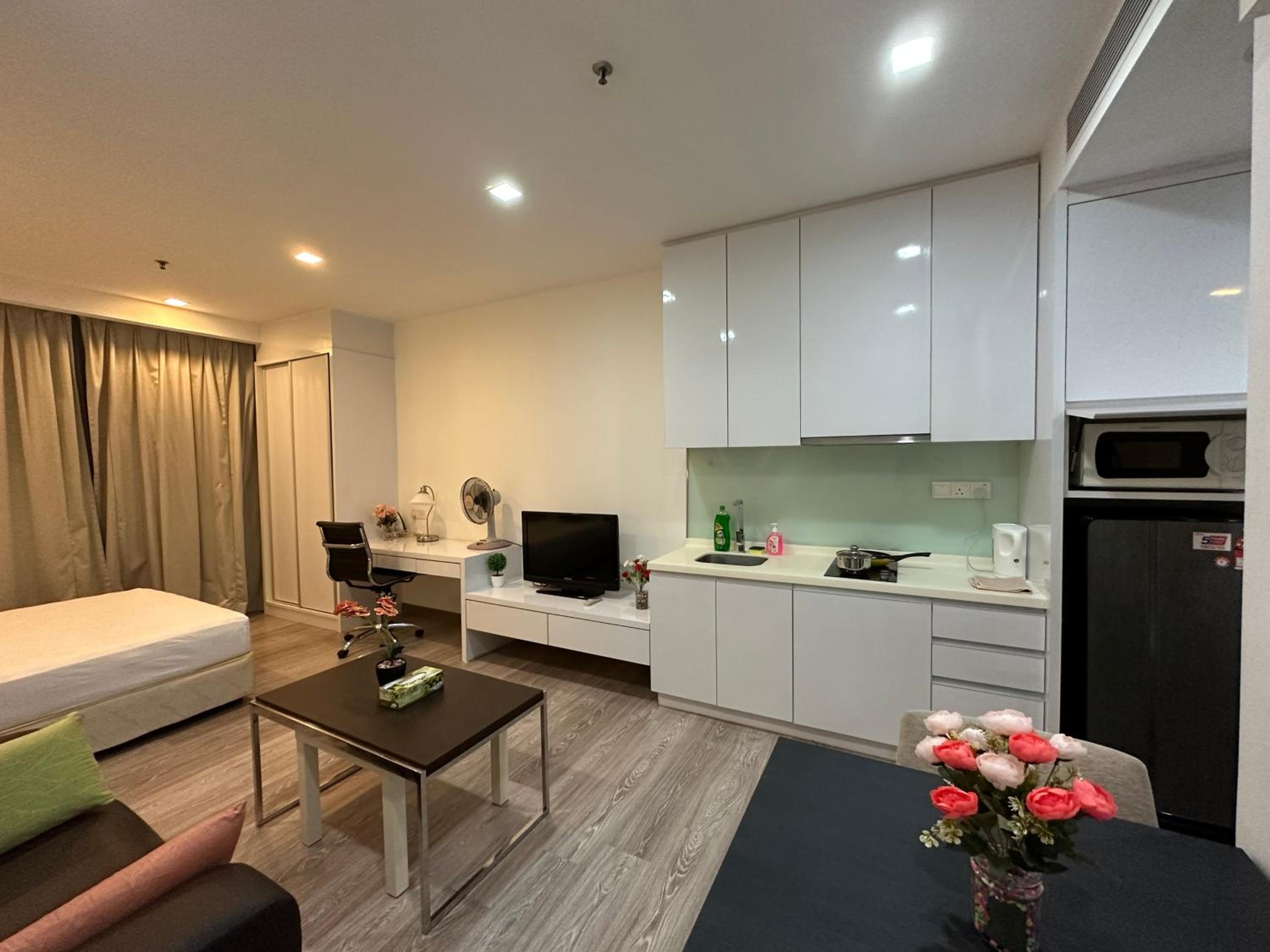 One Bukit Ceylon by Home Suites