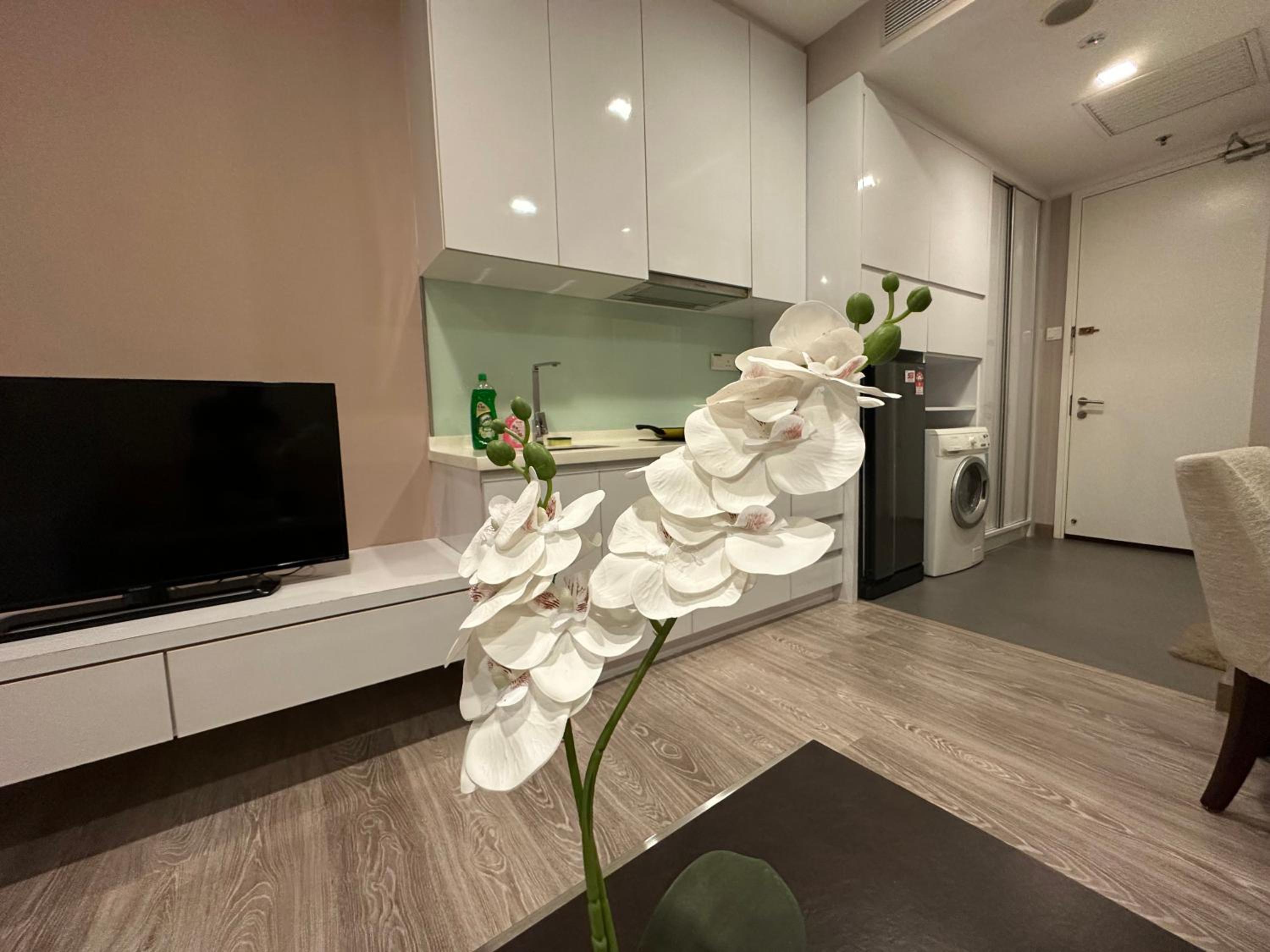 One Bukit Ceylon by Home Suites