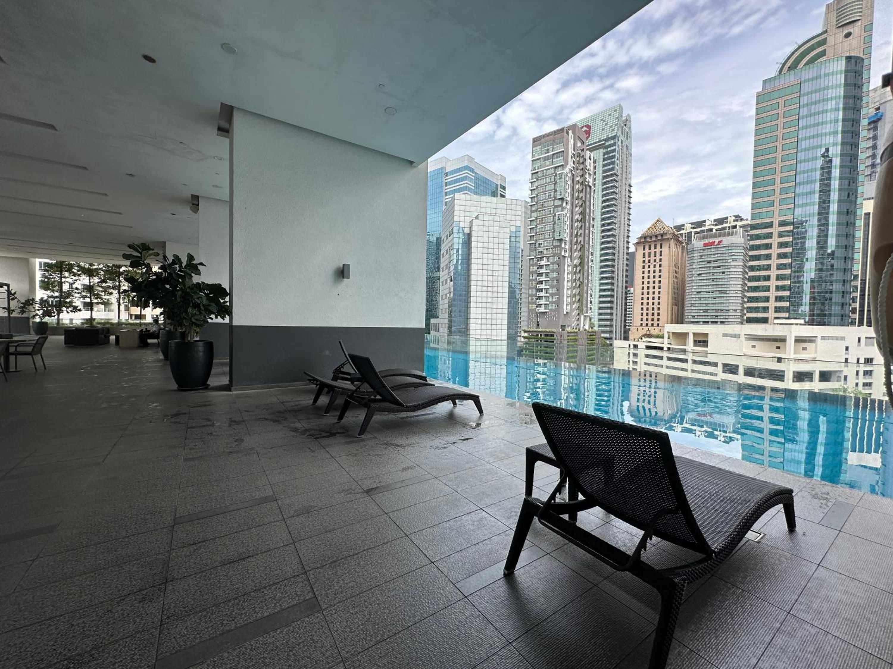 One Bukit Ceylon by Home Suites
