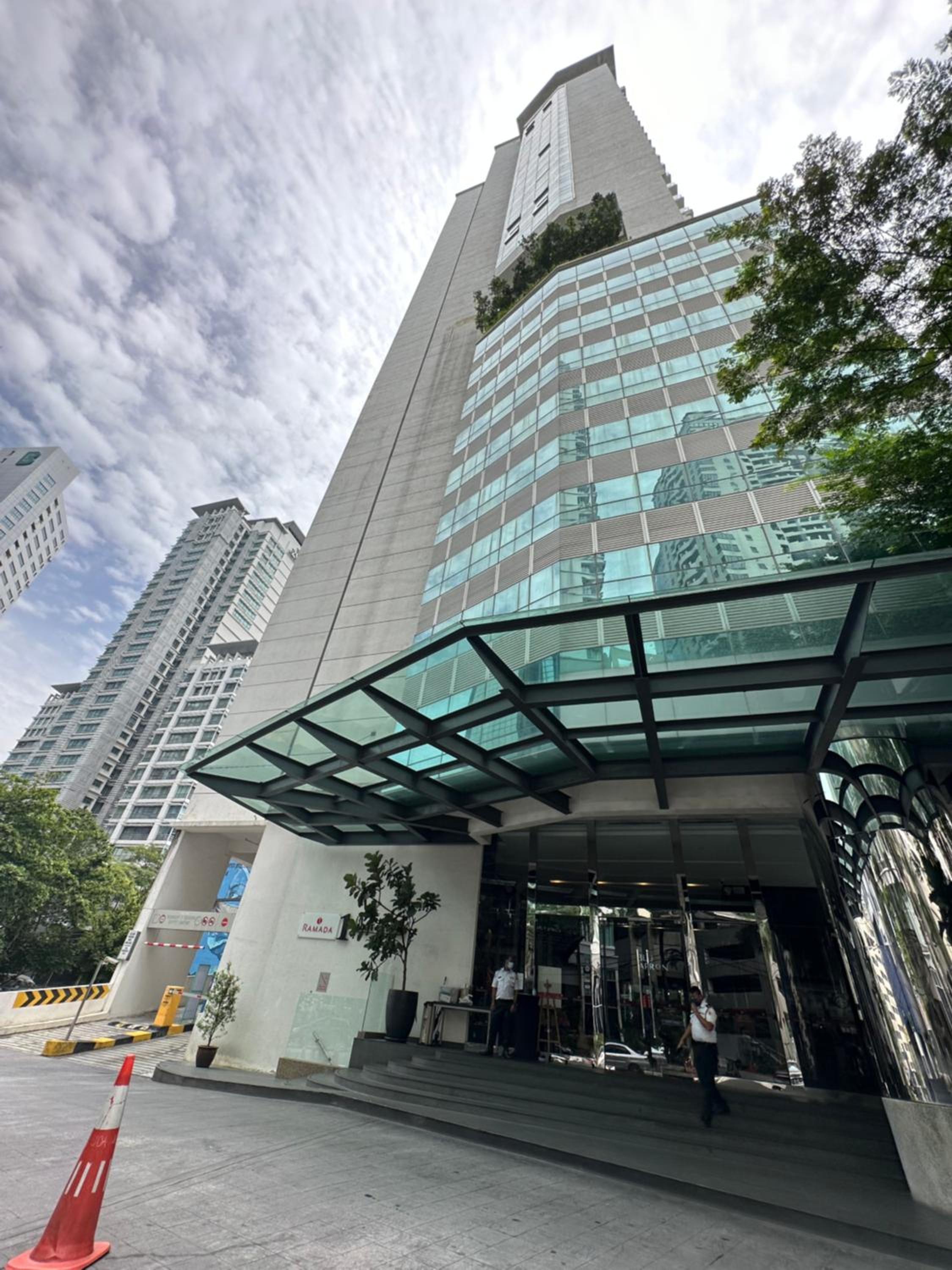 One Bukit Ceylon by Home Suites